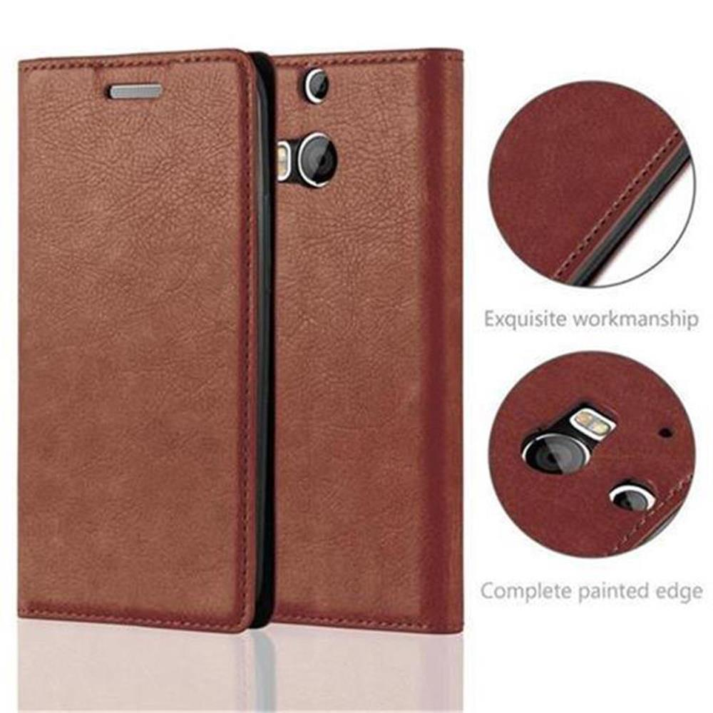 Funda de teléfono de cuero marrón. Muestra la funda abierta, primer plano de los detalles y dos primeros planos circulares de la artesanía.