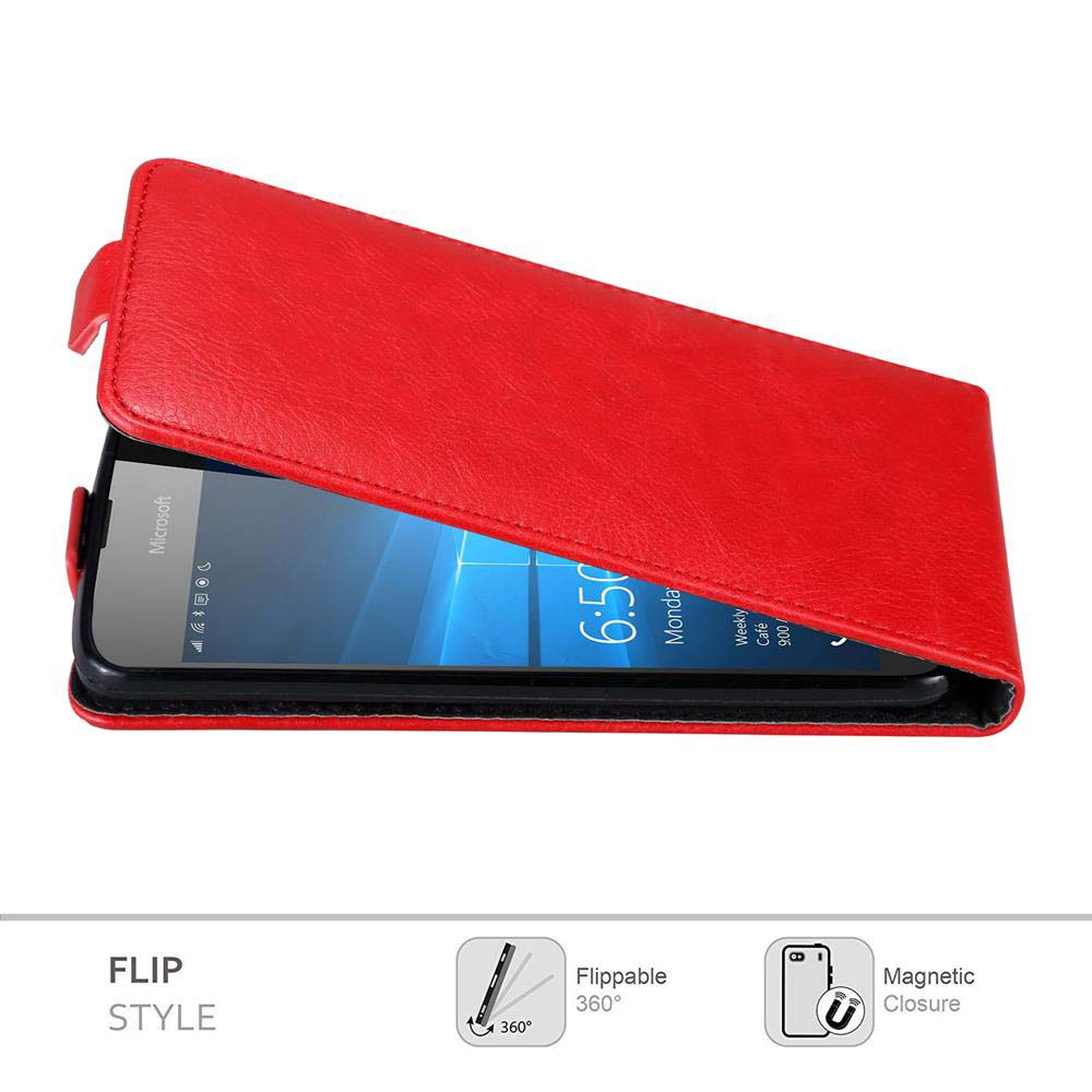 Una funda roja protege un teléfono que muestra la hora 6:50. La funda está abierta. El texto debajo muestra 'Flippable 360°' y 'Magnetic Closure'.