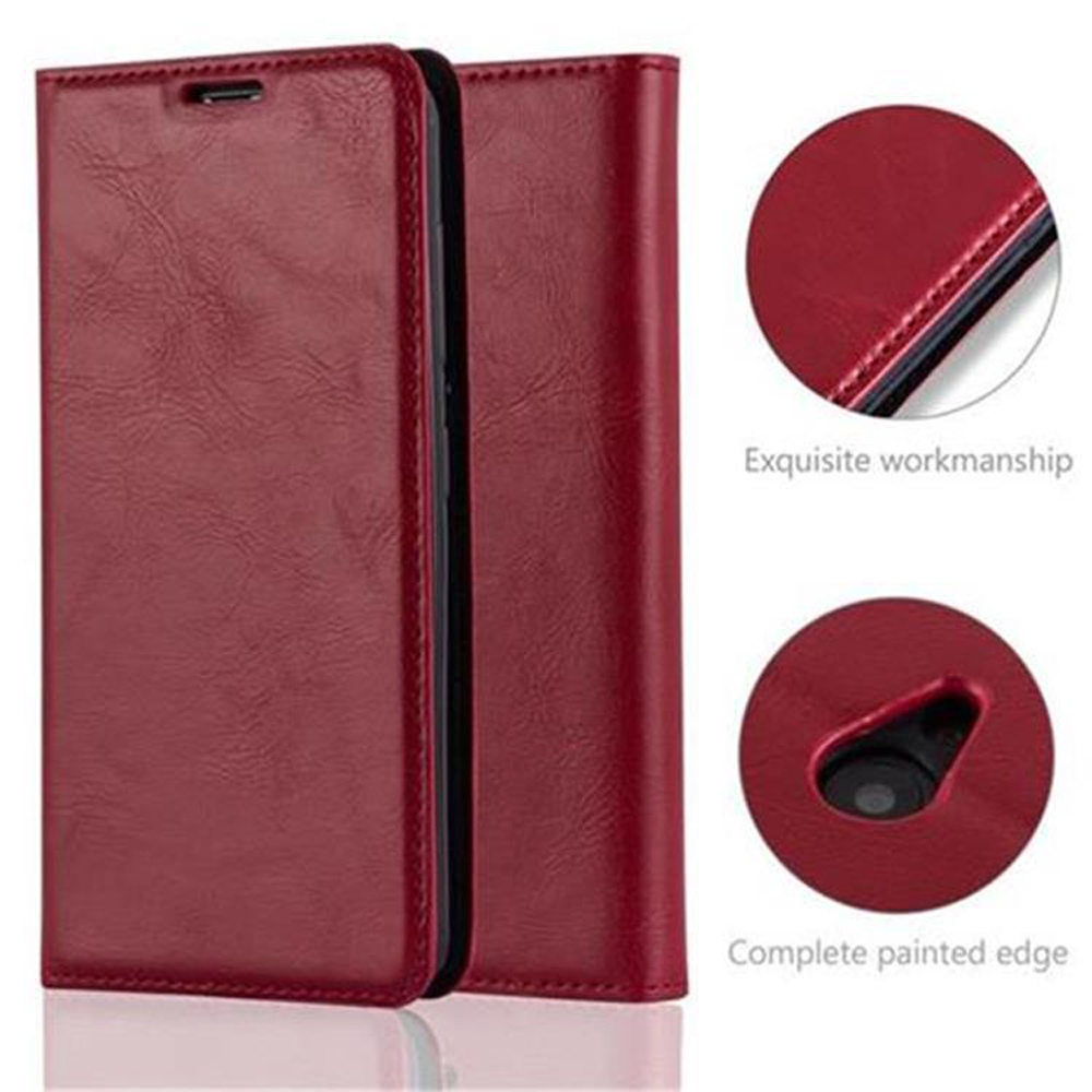 Eine rote Leder-Handyhülle, mit zwei geöffneten Teilen. Details der Hülle sind in kreisförmigen Einsätzen mit Text: 'Exquisite Verarbeitung' gezeigt.