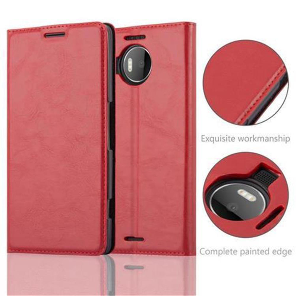 Funda roja para teléfono, abierta, mostrando el interior. Dos primeros planos muestran los detalles de la costura y el área de la cámara.