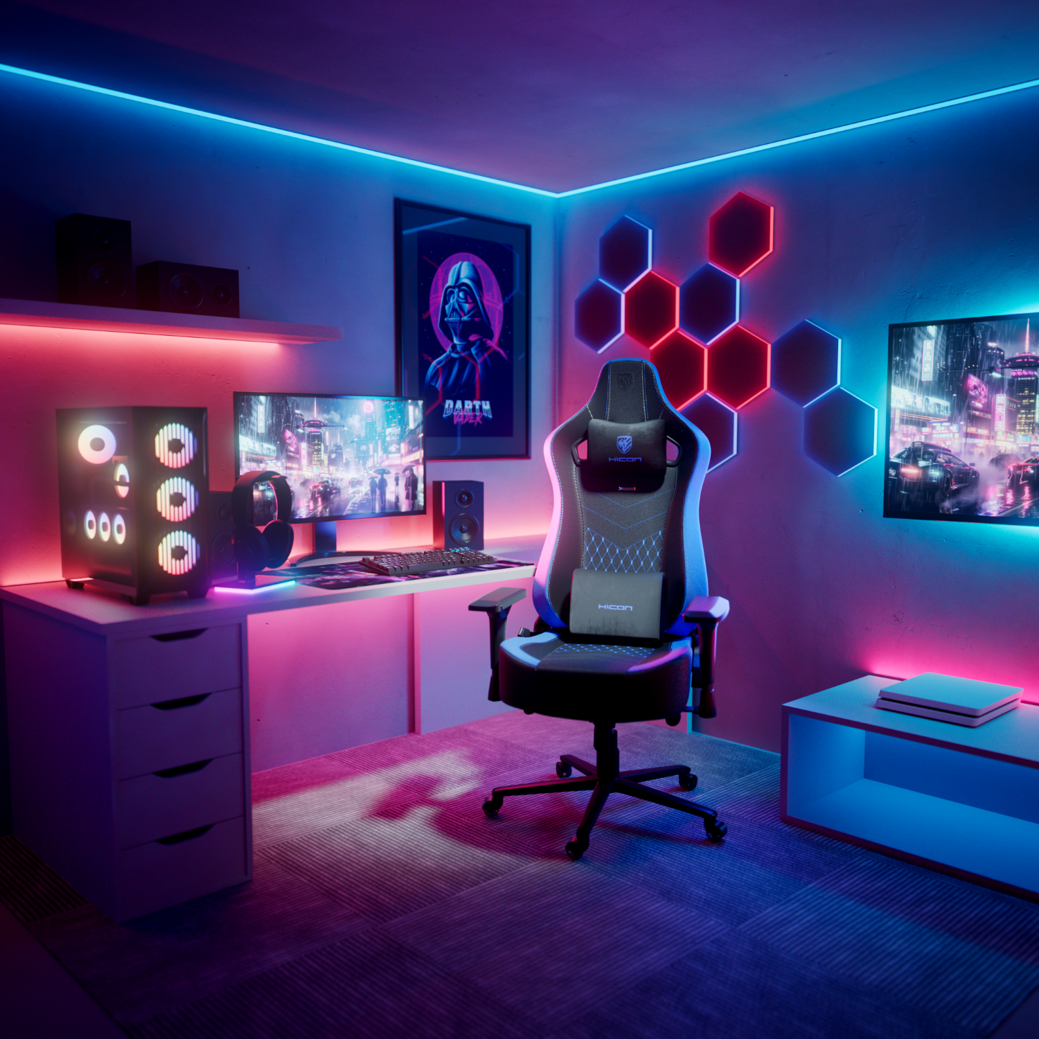 Salle de jeux avec une chaise, un ordinateur et des néons. Affiche de Dark Vador au mur. Un écran affiche une scène urbaine.