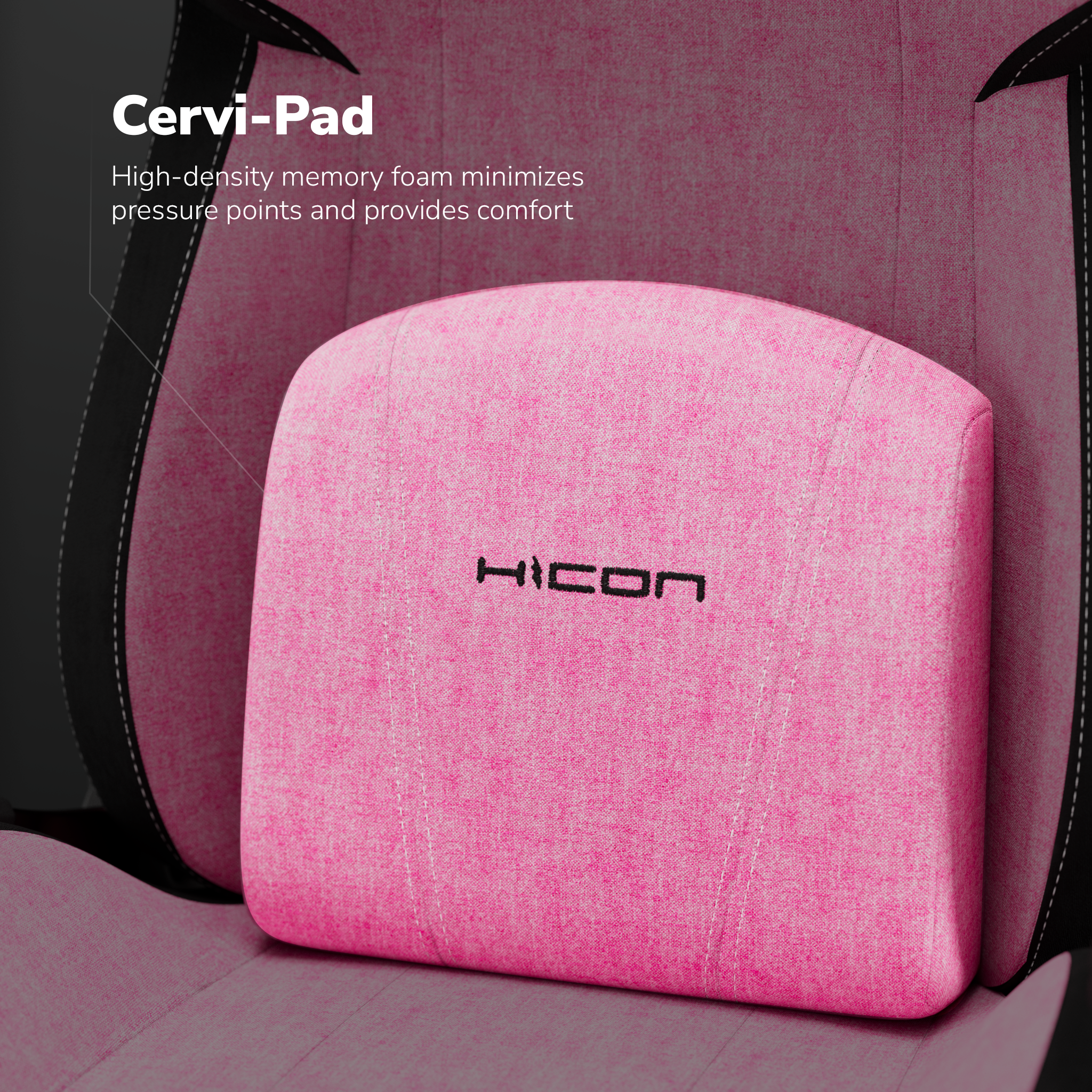 Un coussin Cervi-Pad rose sur une chaise rose. L'oreiller porte la marque HICON. L'oreiller est sur une chaise.