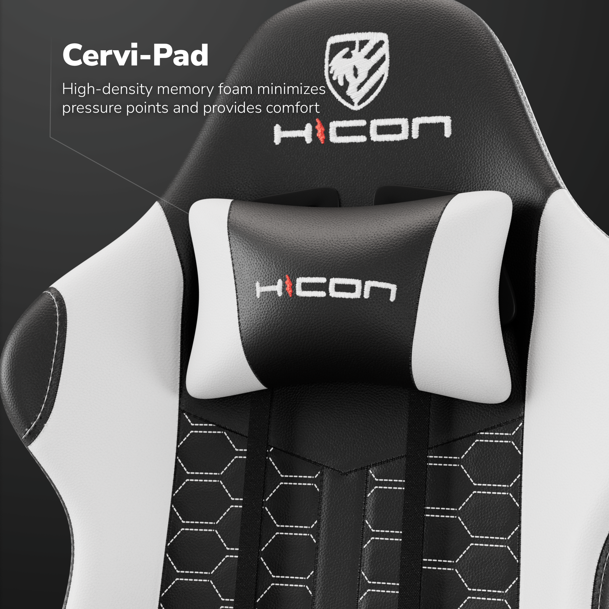 Close-up van een zwart-witte gamestoel met het Cervi-Pad en HICON logo. De stoel is van leer.