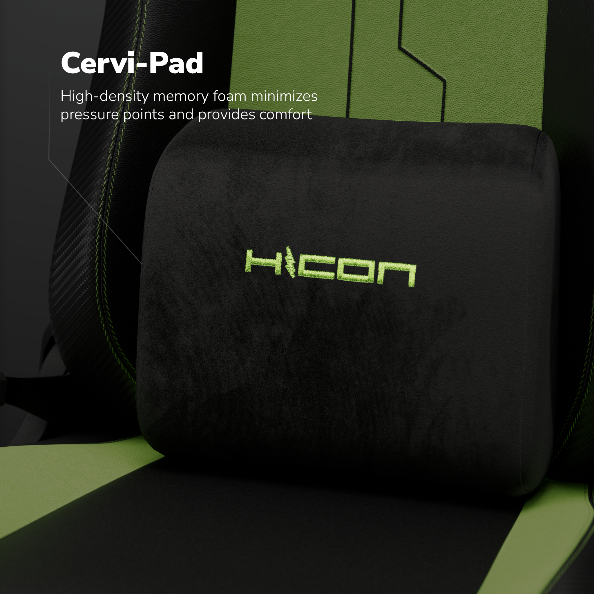 Schwarzes Cervi-Pad auf einem Stuhl. Grünes Logo und Nähte. Schwarz-grünes Stuhldesign.