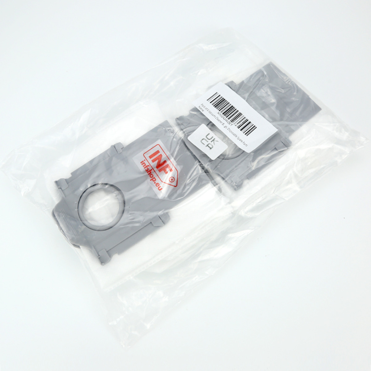 Opakowanie zawiera szare części do odkurzacza, etykietę z tekstem i kodem kreskowym, w przezroczystej plastikowej torbie, na białej powierzchni.
