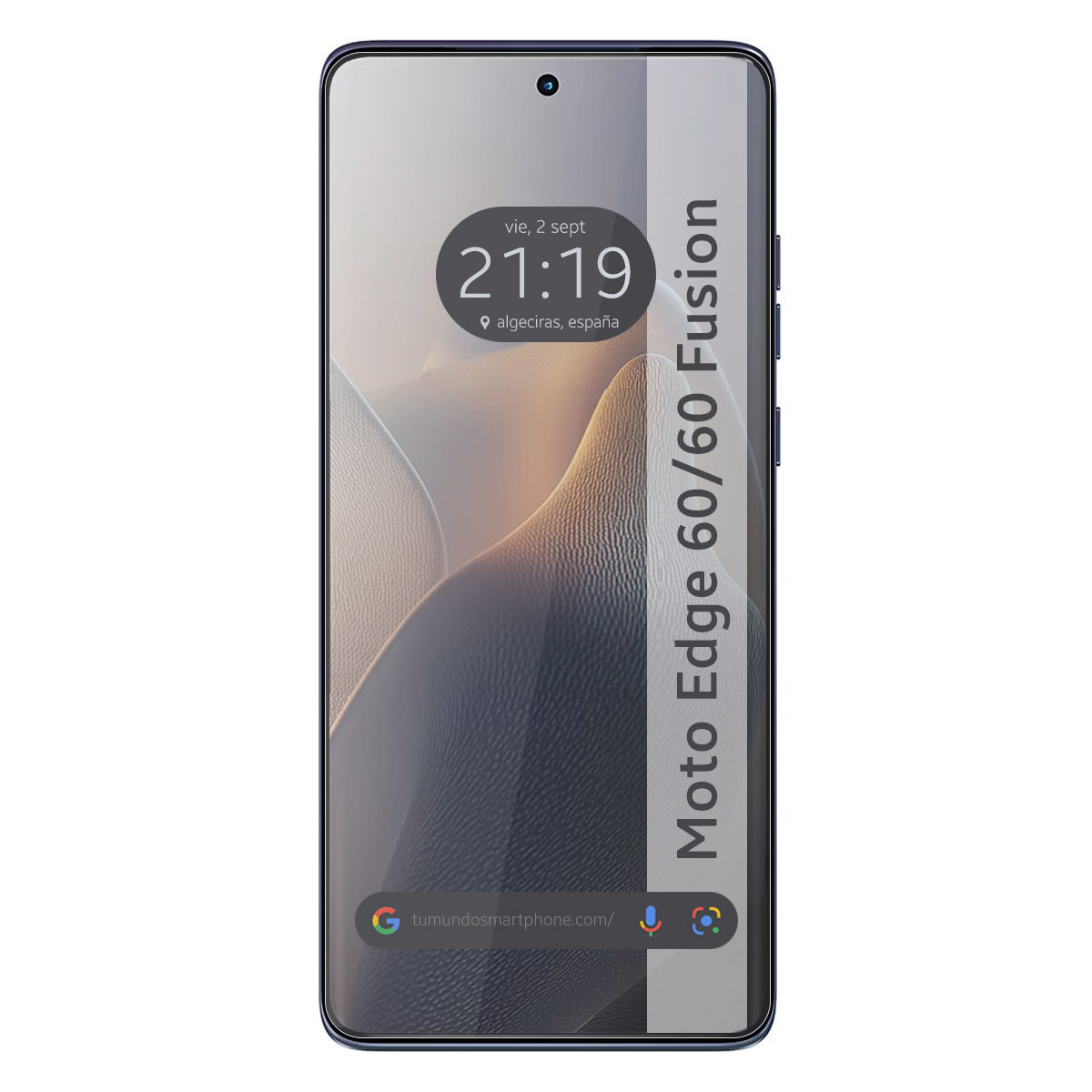 Smartphone Moto Edge 60/60 Fusion sobre blanco. La pantalla muestra hora, fecha y Algeciras, España. Barra de búsqueda de Google abajo.