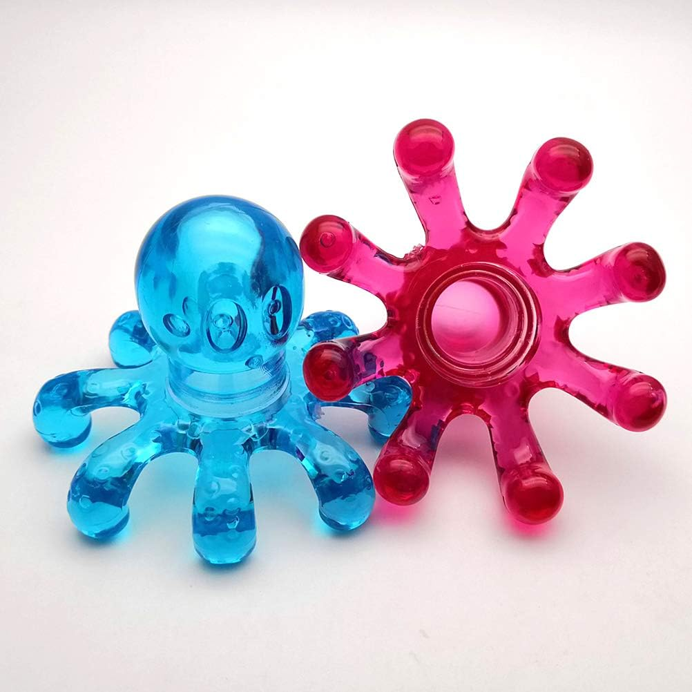 Zwei Tintenfisch-Massagegeräte. Eines ist blau, das andere rosa. Beide haben mehrere Tentakel und sind auf weißem Grund.
