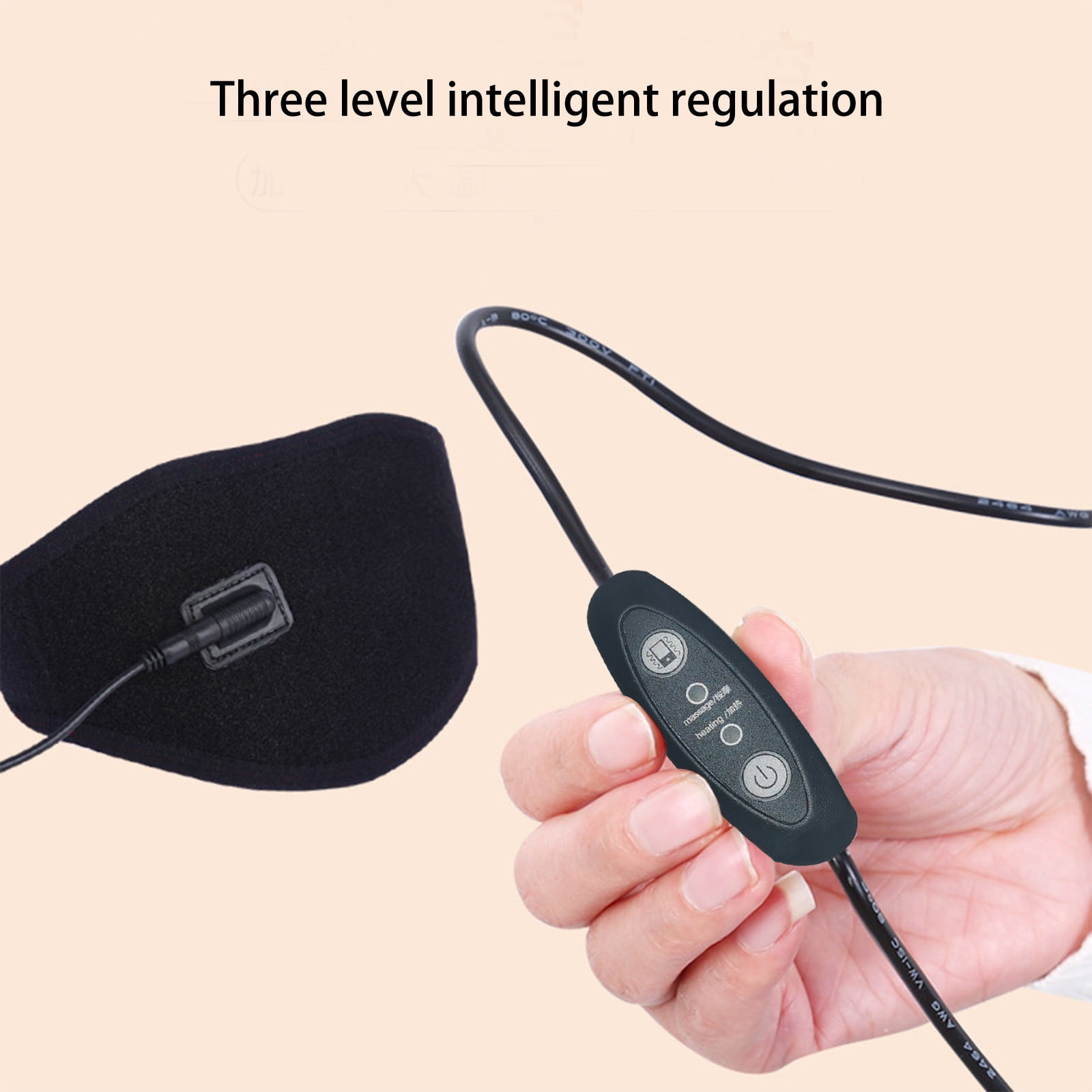 Eine Hand hält ein Gerät mit den Tasten 'Massage' und 'Heizung'. Links befindet sich ein schwarzes Pad mit Kabel.