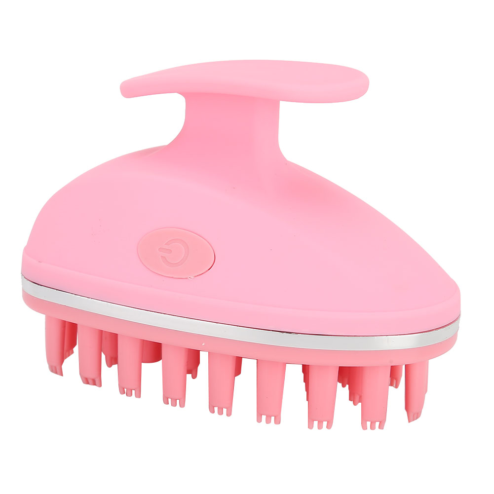 Ein pinkfarbener Kopfmassagegerät mit Griff und Silikonborsten. Es hat einen Power-Knopf und einen silbernen Zierrat.