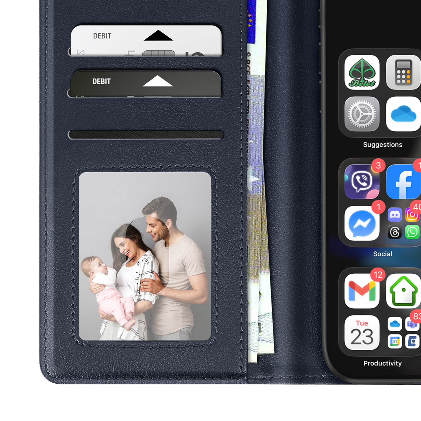 Una custodia per telefono con un telefono che mostra icone di app. Mostra anche carte di debito, una foto e un documento d'identità dell'UE.