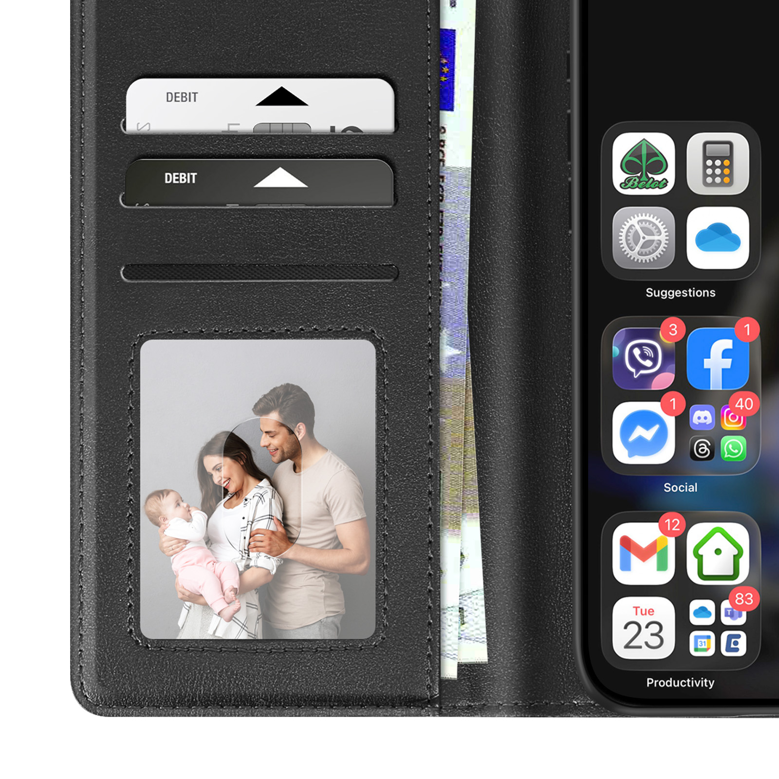 Un telefono e un portafoglio. Il portafoglio ha scomparti per carte, foto di famiglia e contanti. Il telefono mostra icone di app.