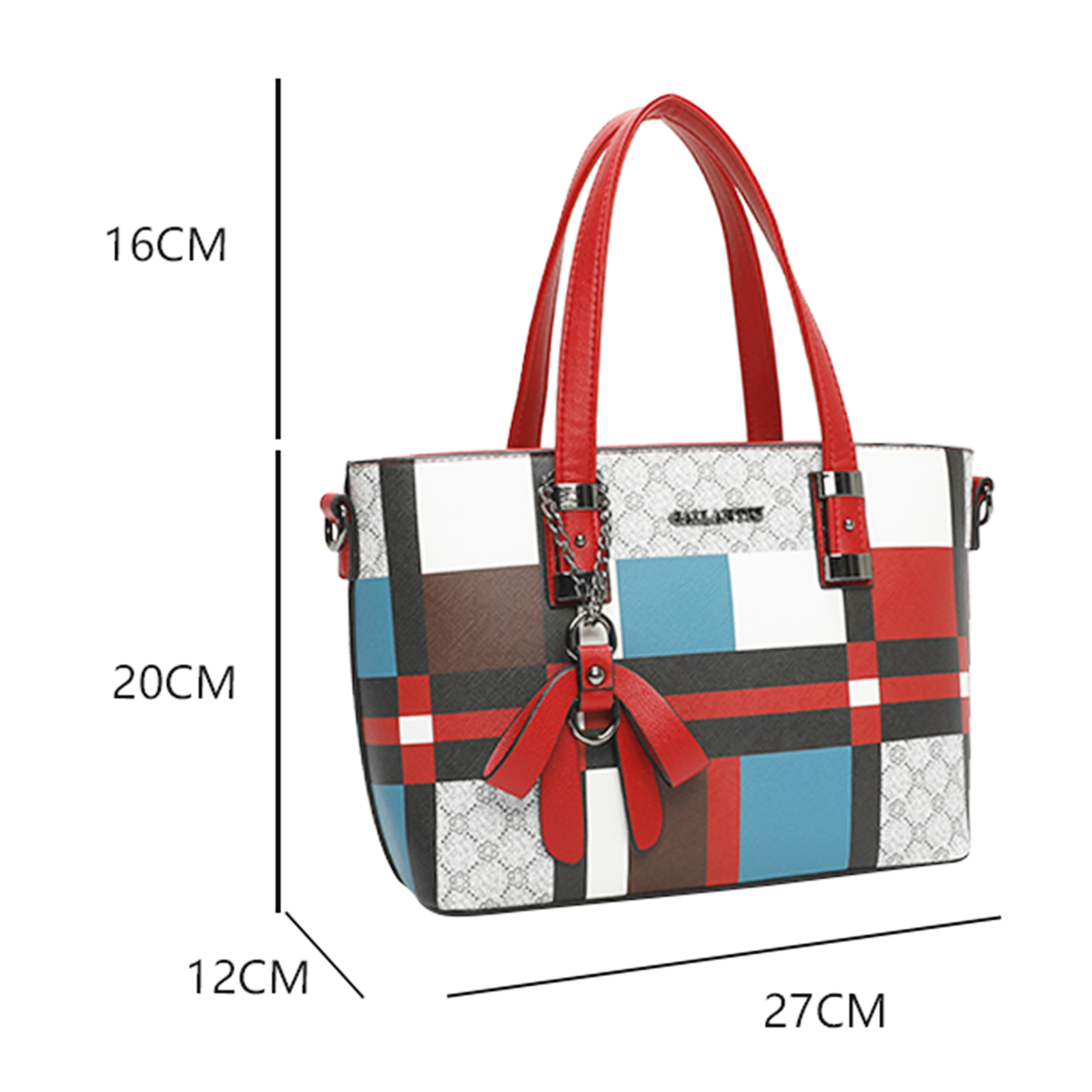Un bolso con asas rojas y un patrón a cuadros en blanco, azul, marrón y rojo. Se muestran las dimensiones.