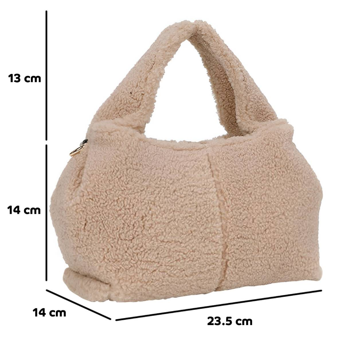 Un bolso beige y esponjoso con dimensiones: 13cm, 14cm, 14cm y 23.5cm. Tiene asa y cremallera.