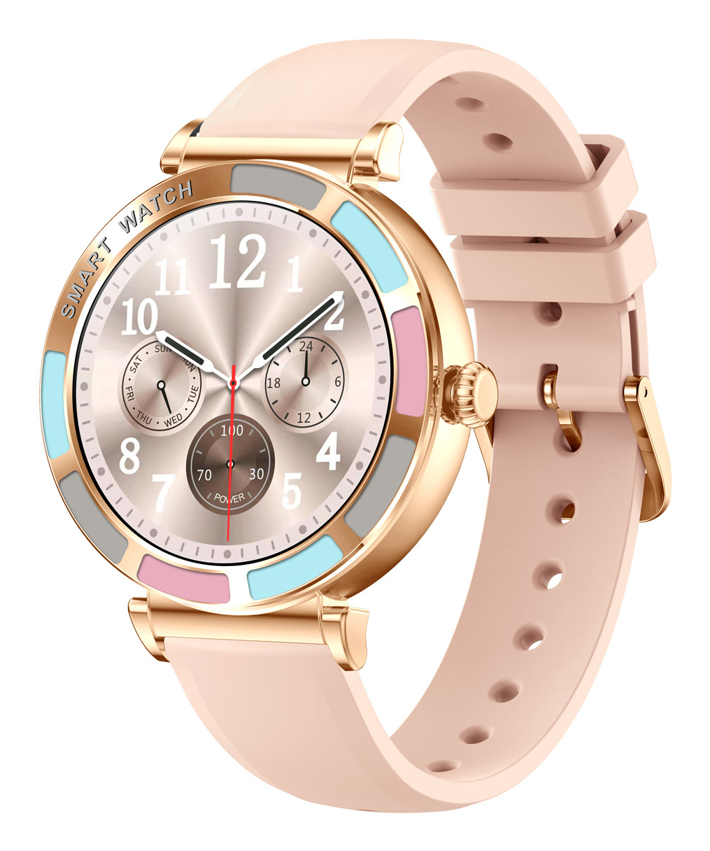 Uno smartwatch oro rosa con cinturino rosa chiaro. Il quadrante mostra numeri e piccoli quadranti. Il cinturino ha dei fori.