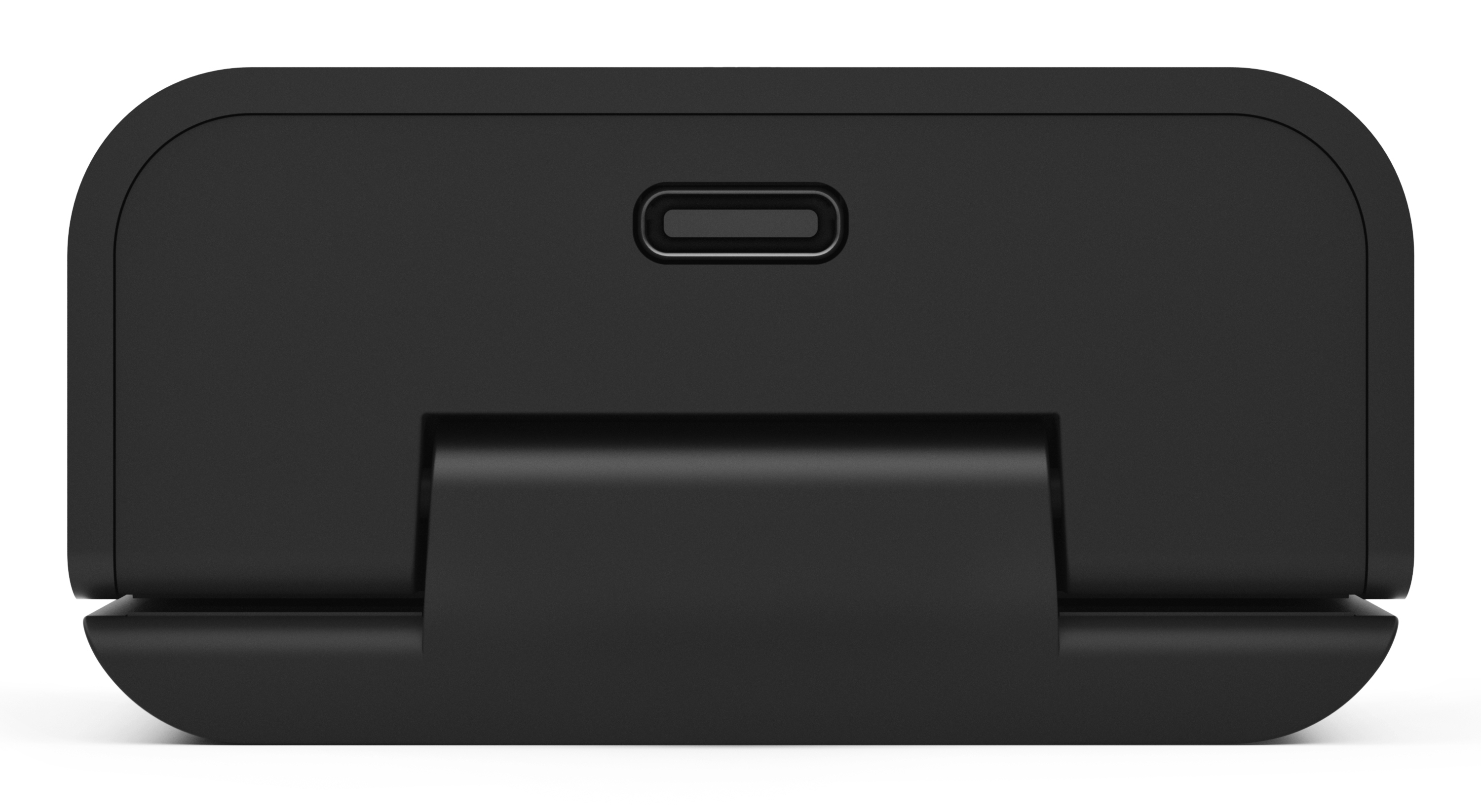 Close-up van een zwart apparaat met een USB-C-poort en een standaard. Het apparaat staat op een witte achtergrond.