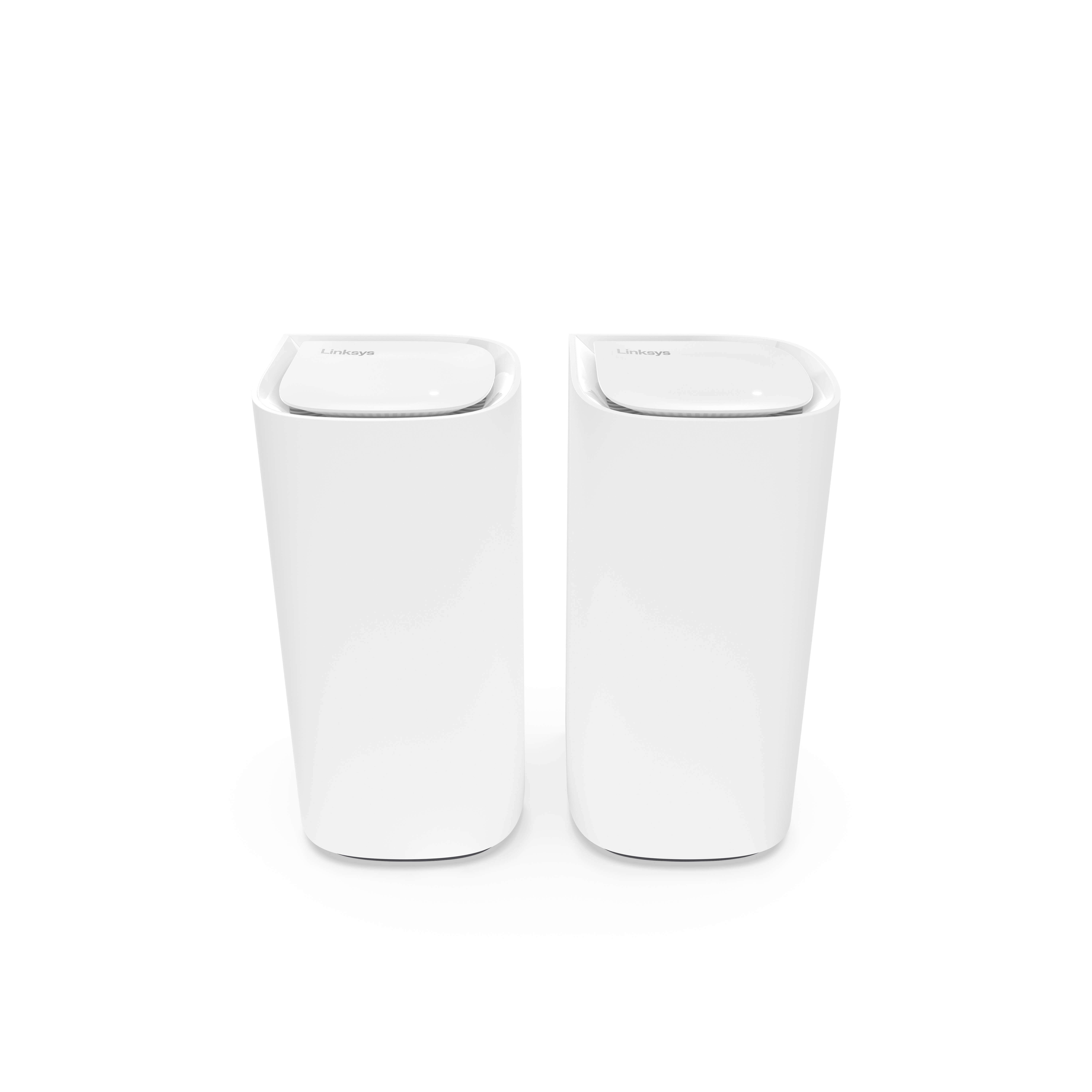 Due dispositivi wifi mesh Linksys bianchi su sfondo bianco. Ognuno ha una parte superiore piatta e un corpo curvo.