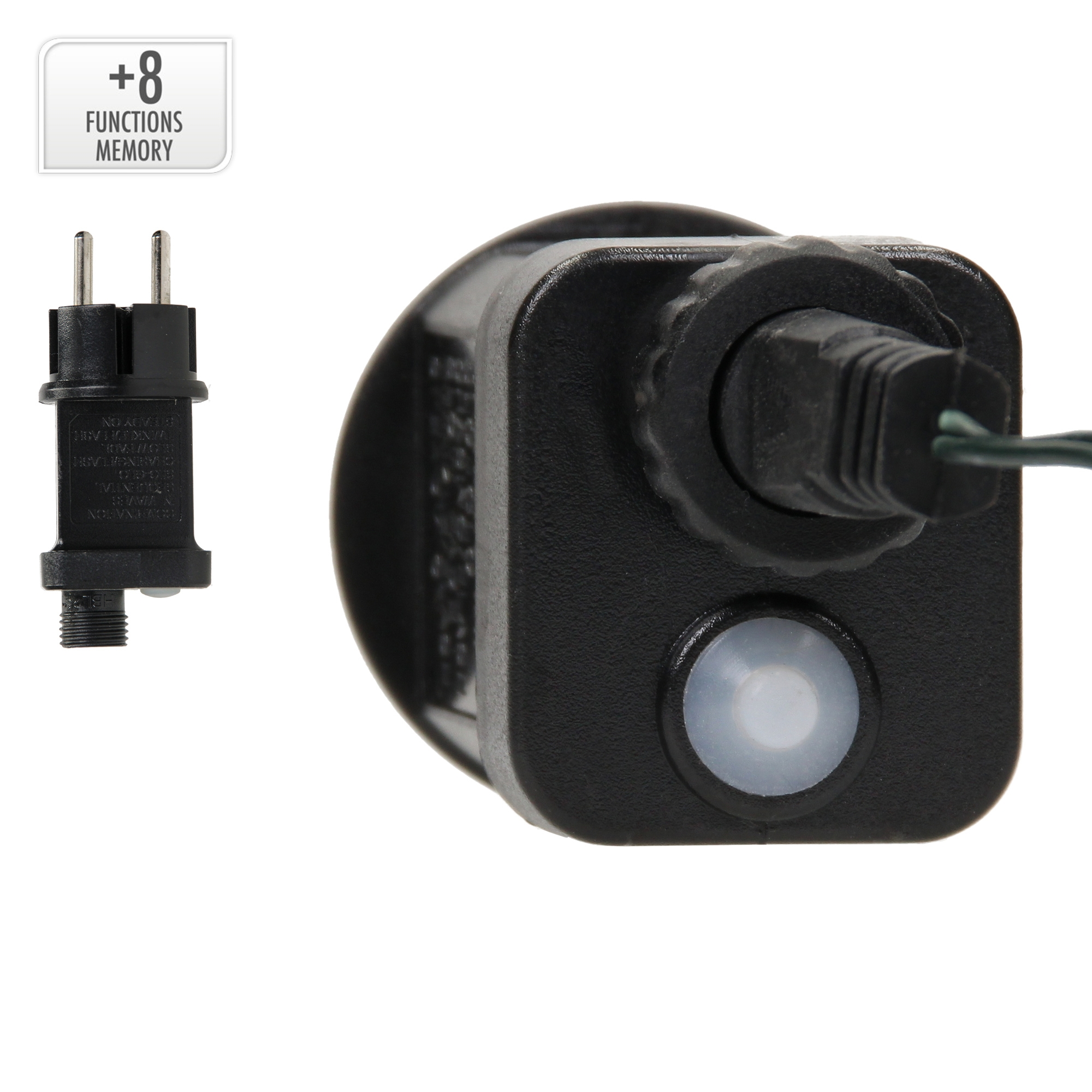 Schwarzer Netzadapter mit weißem Knopf. Links ist ein Stecker. Der Text lautet '+8 Funktionen Memory'.
