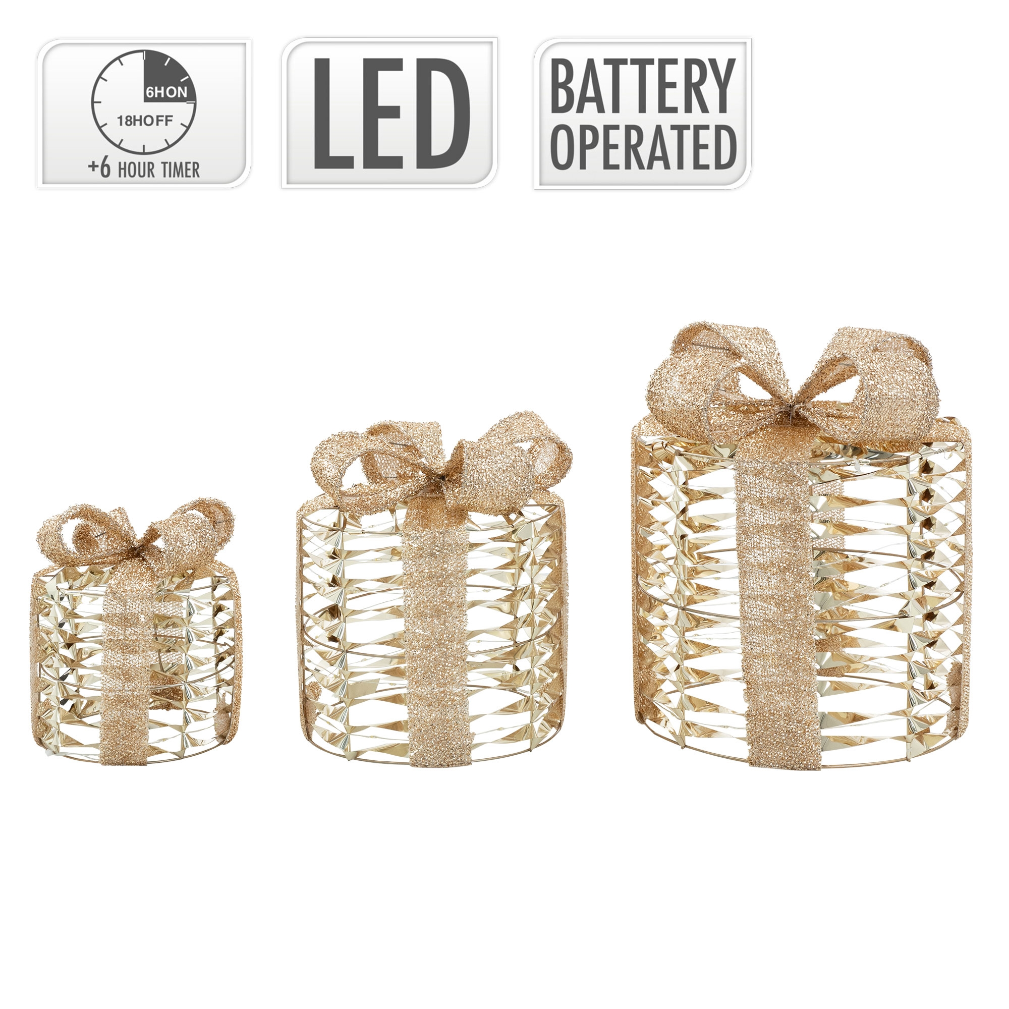 Drei goldene Geschenkboxen mit Schleifen. LED- und batteriebetriebene Schilder im Hintergrund.