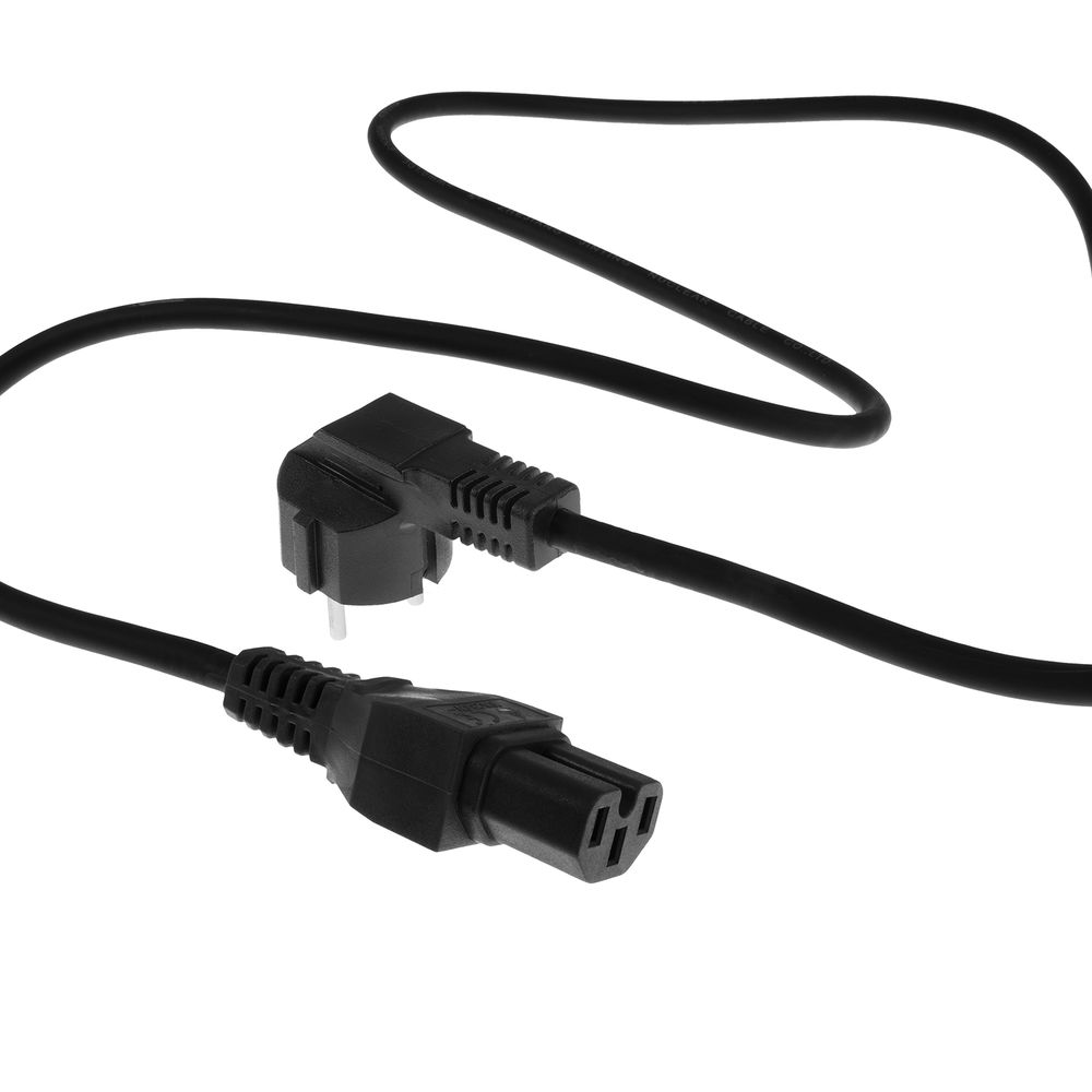 Ein schwarzes Netzkabel mit zwei Steckern. Einer ist ein dreipoliger Stecker, der andere eine rechteckige Buchse. Das Kabel ist auf weißem Hintergrund.