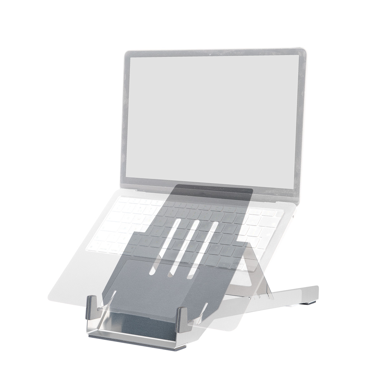 Ein Laptop auf einem silbernen Ständer. Der Laptop ist geöffnet, der Bildschirm sichtbar. Der Ständer ist grau mit drei Aussparungen.