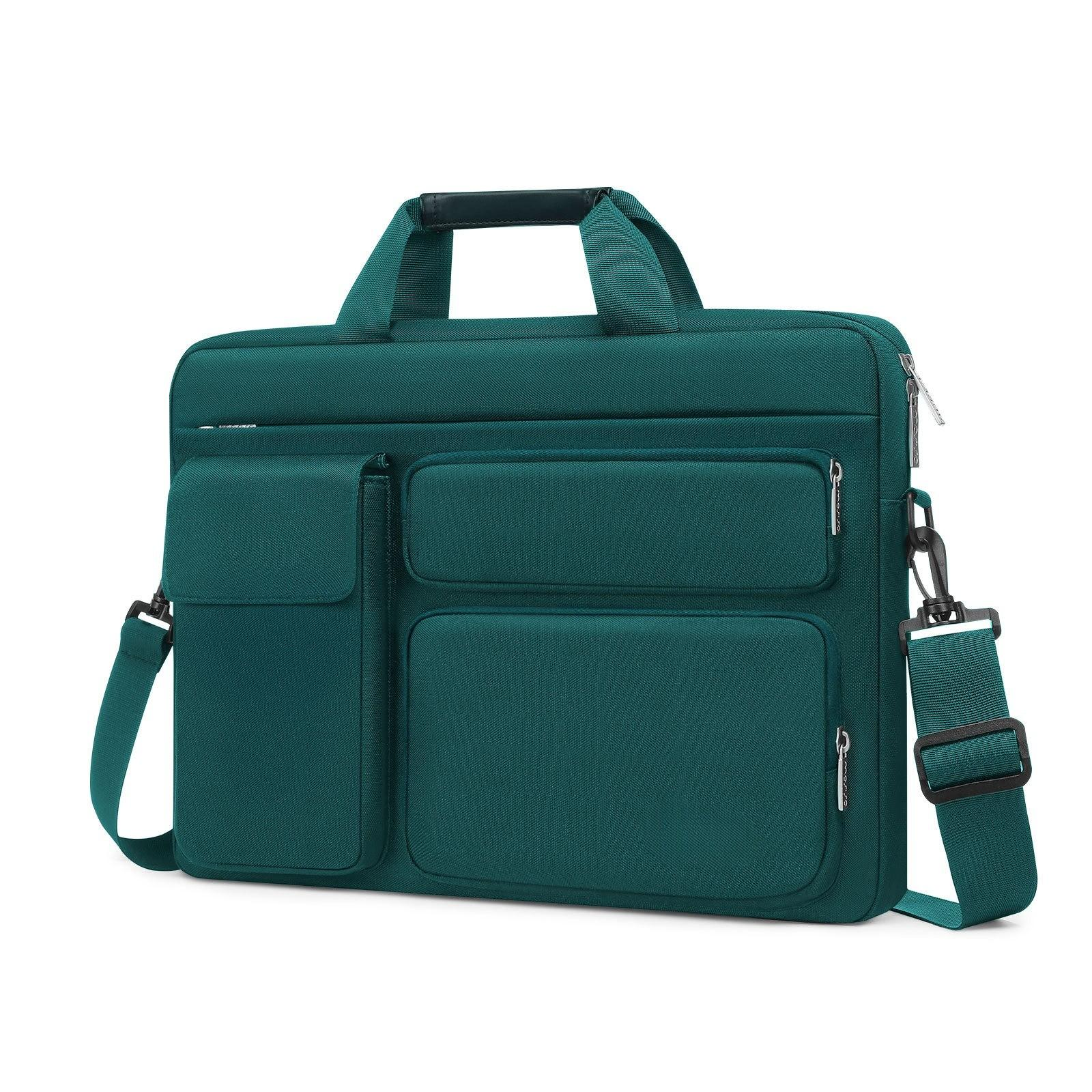 Grüne Laptoptasche mit mehreren Taschen, einem Griff und einem abnehmbaren Schultergurt, isoliert auf weißem Hintergrund.