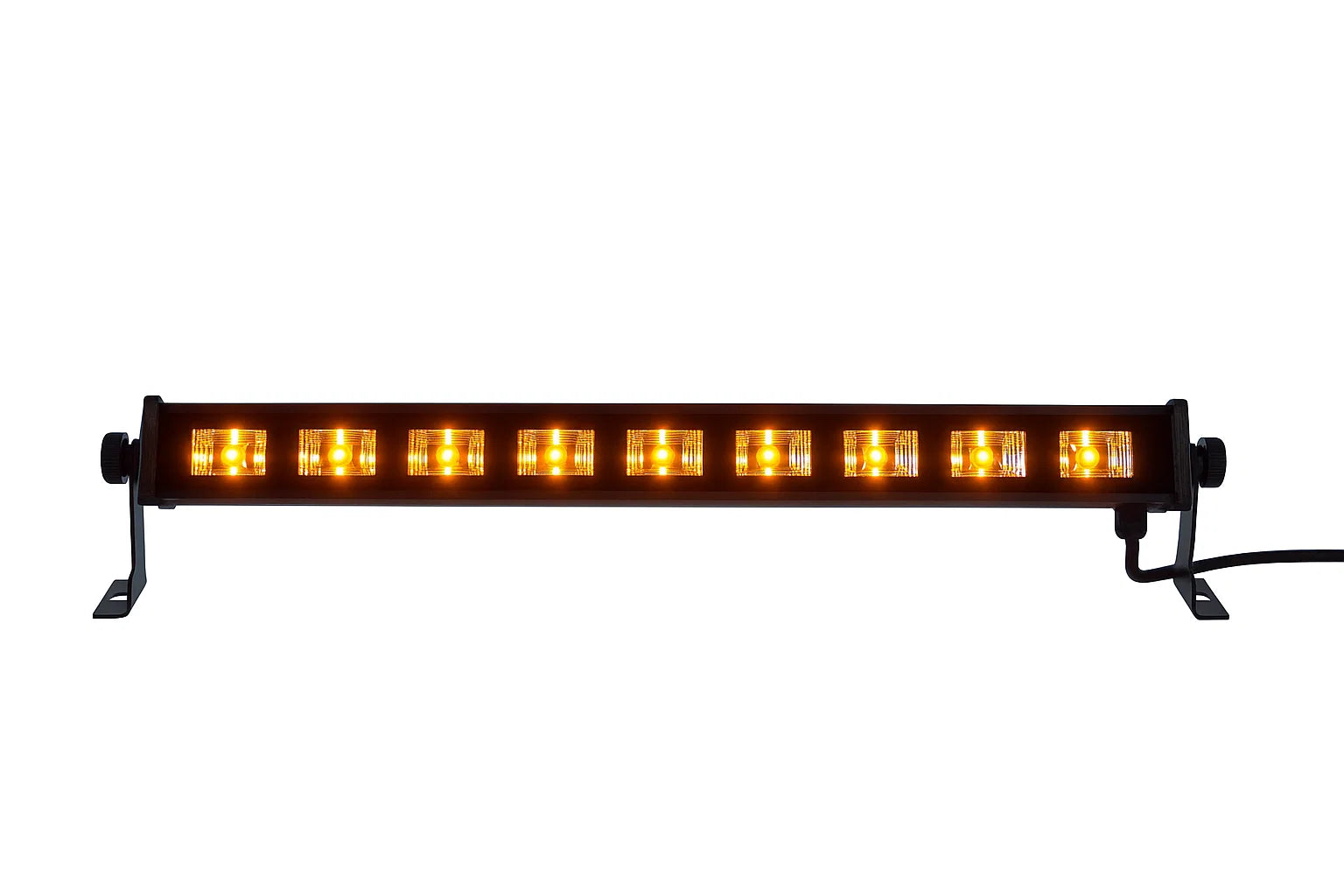 Ein rechteckiges, schwarzes LED-Leuchtmittel mit zehn leuchtenden orangefarbenen Quadraten. Es hat Halterungen und ein Stromkabel. Weißer Hintergrund.