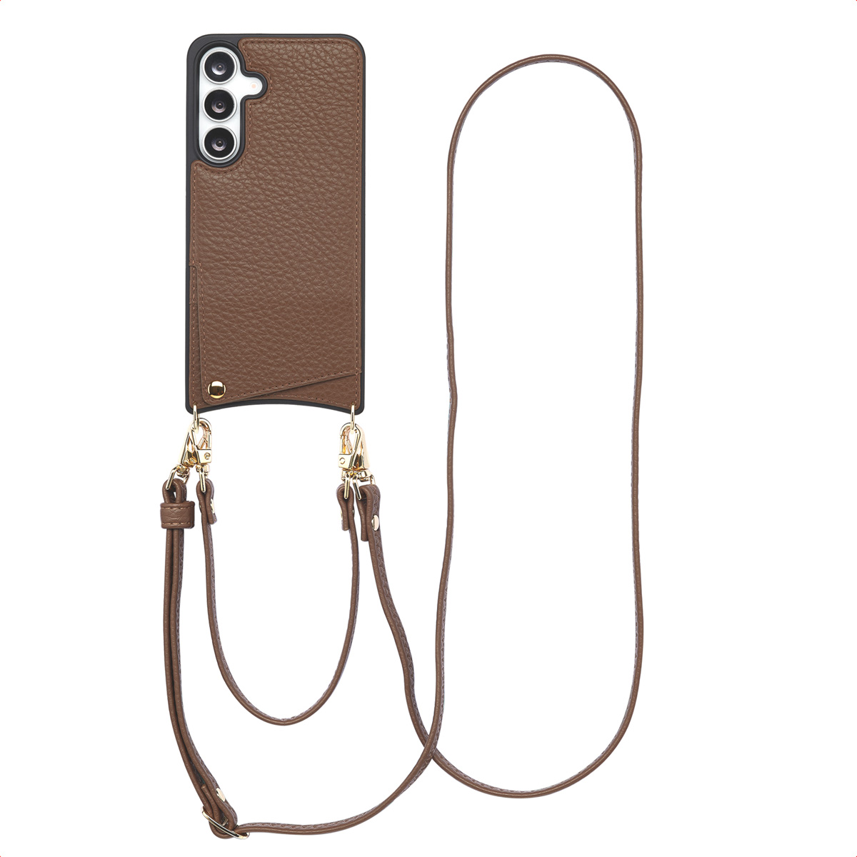 Een bruine leren telefoonhoes met een band. De hoes heeft een kaartsleuf en goudkleurige clips. De achtergrond is wit.