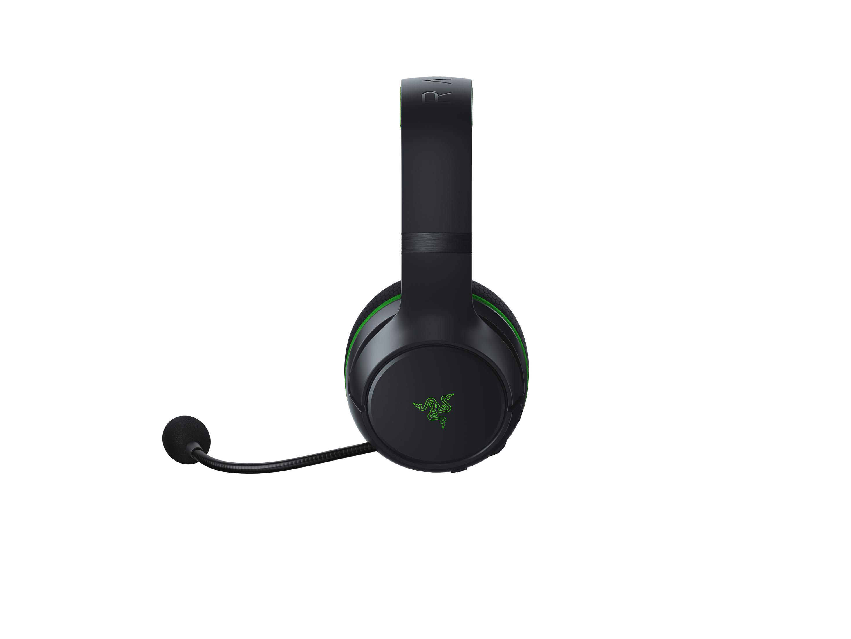 Schwarzes Razer-Gaming-Headset mit grünem Logo, Mikrofon und weißem Hintergrund.
