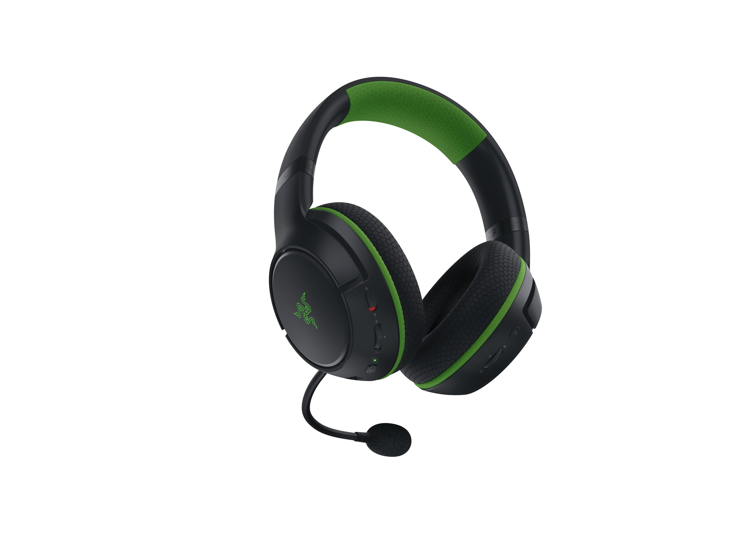 Schwarzes und grünes Gaming-Headset der Marke Razer. Mit Mikrofon, Lautstärkereglern und grünem Logo.