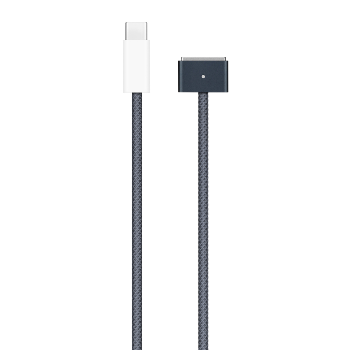 Un connecteur USB-C blanc et un connecteur MagSafe gris foncé sont reliés par un câble tressé gris foncé, sur fond blanc.