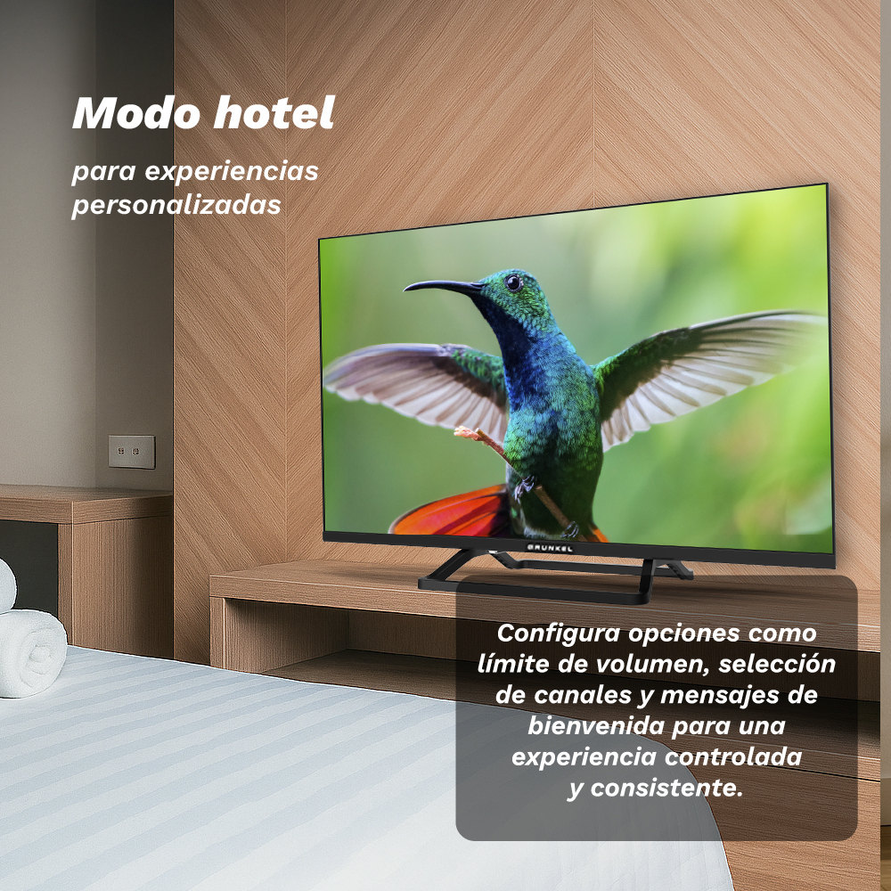 Un televisor muestra un colibrí. El texto dice 'Modo hotel' y 'Configura opciones como límite de volumen'. El televisor está en un soporte de madera.