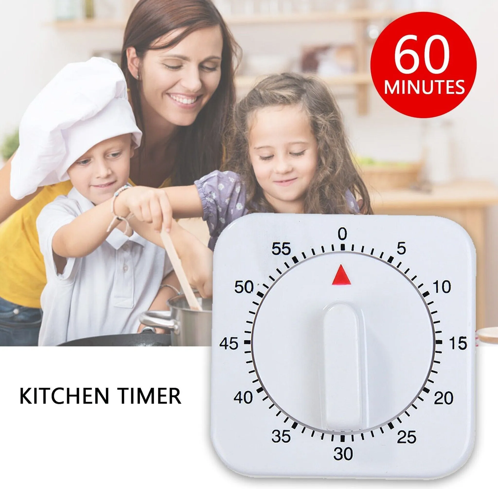 Eine Küchenszene mit einem Timer, einer Frau und zwei Kindern. Ein Kind trägt eine Kochmütze und rührt in einem Topf.