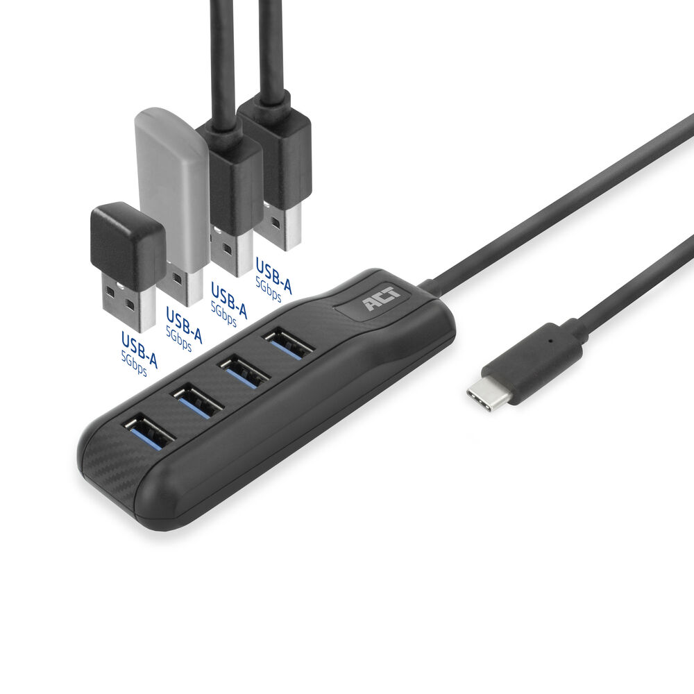 Ein schwarzer USB-Hub mit vier Anschlüssen, verbunden mit USB-A- und USB-C-Kabeln. Drei USB-A-Anschlüsse sind sichtbar, zusammen mit dem 'ACT'-Logo.