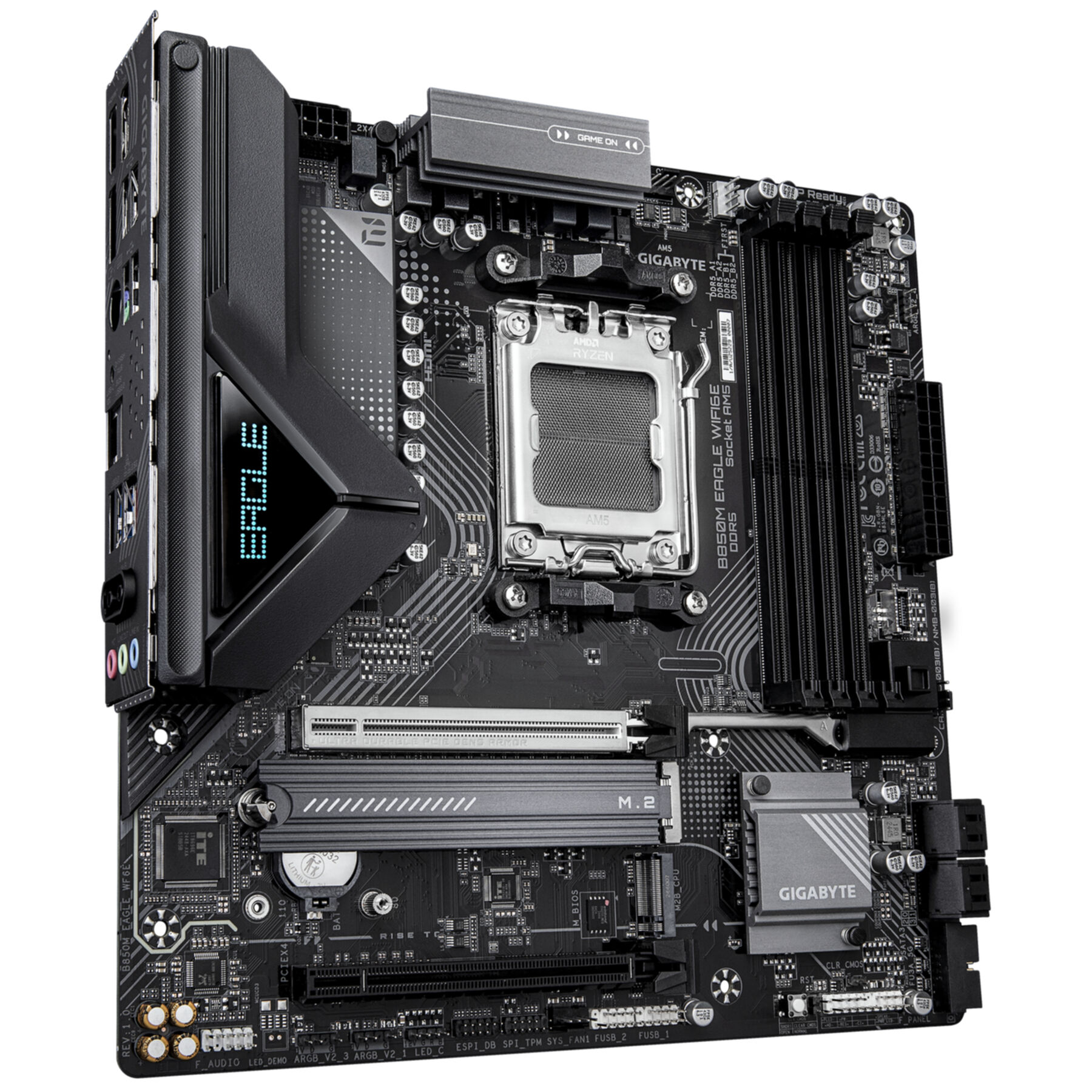 Scheda madre per computer nera con componenti argentati. Presenta il logo Gigabyte e socket Ryzen.