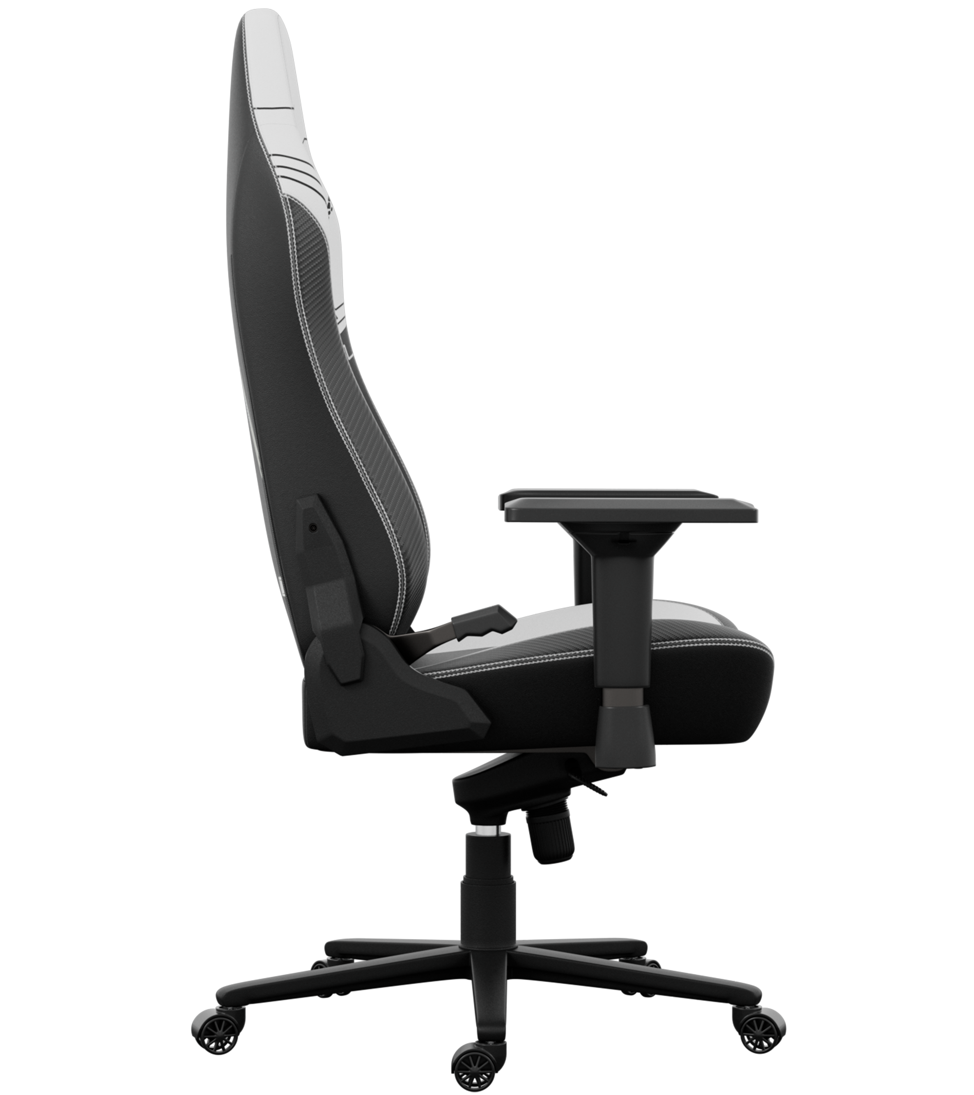 Vue latérale d'une chaise gaming noire et blanche. Elle a un dossier haut, des accoudoirs et une base à cinq étoiles avec des roulettes.