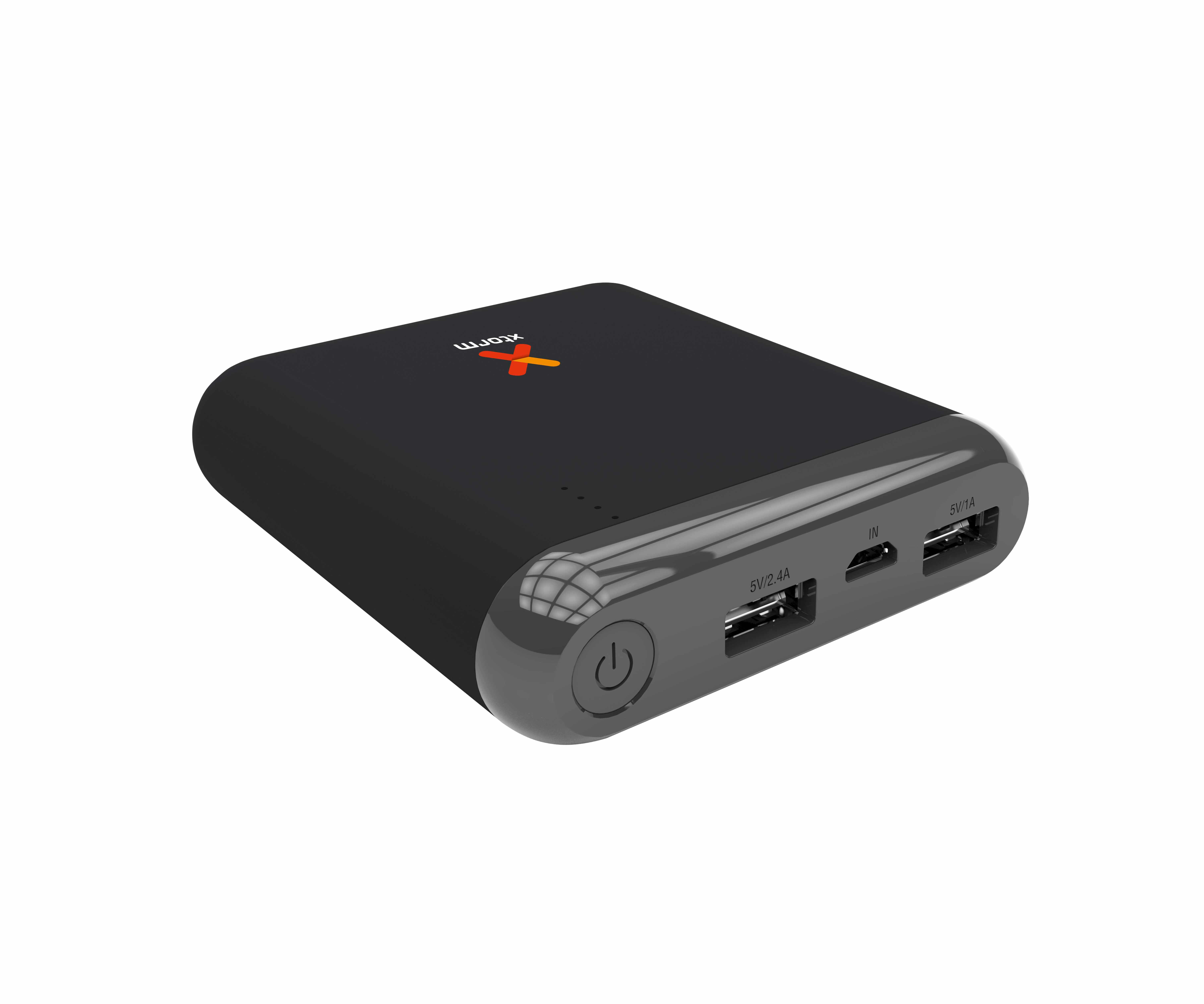 Un power bank nero con il logo Xtorm. Ha porte USB e un pulsante di accensione.