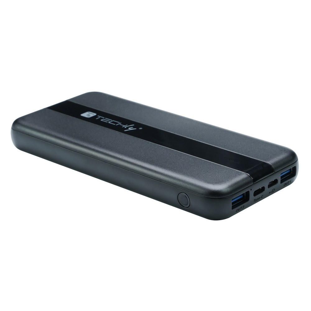 Un power bank rettangolare grigio scuro con striscia nera e logo TECHly. Ha porte USB e un pulsante laterale.