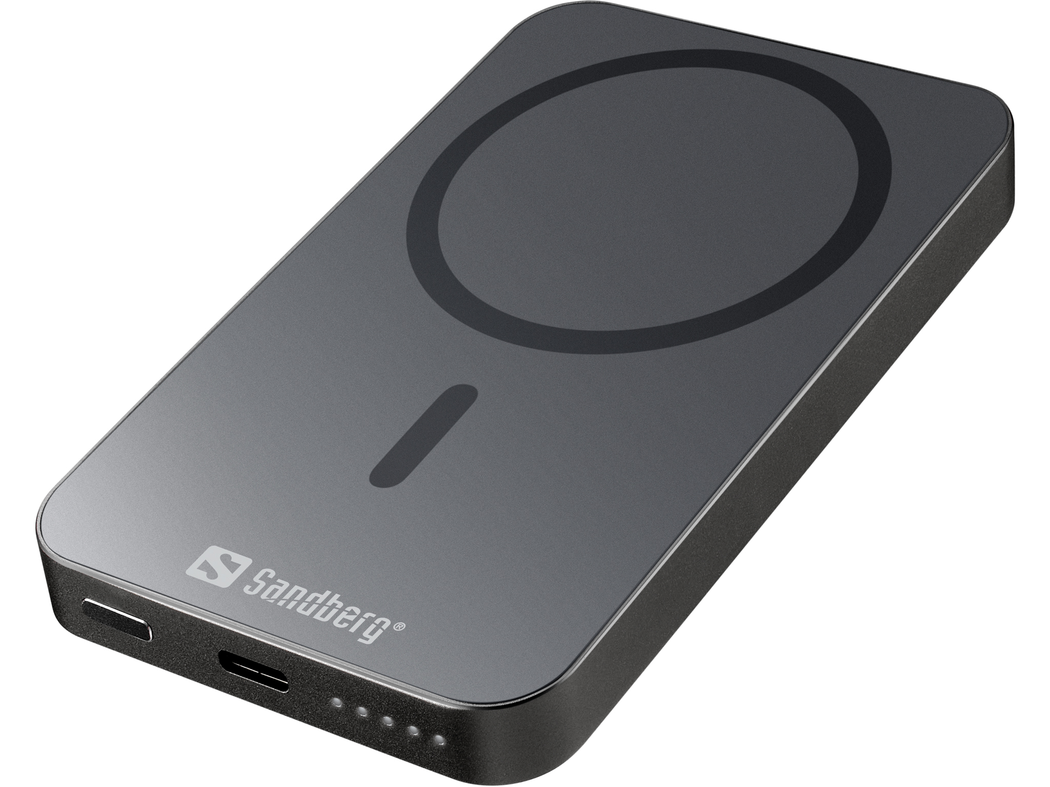 Un power bank Sandberg grigio scuro con area di ricarica circolare, indicatore e logo Sandberg.