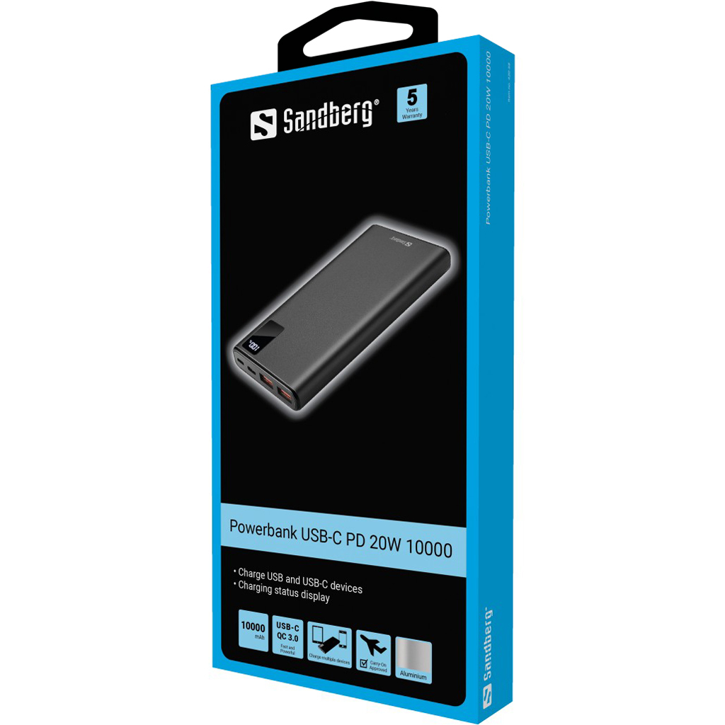 Una scatola di power bank Sandberg. La scatola è blu e nera, con un'immagine del power bank. Le caratteristiche includono USB-C e 10000 mAh.