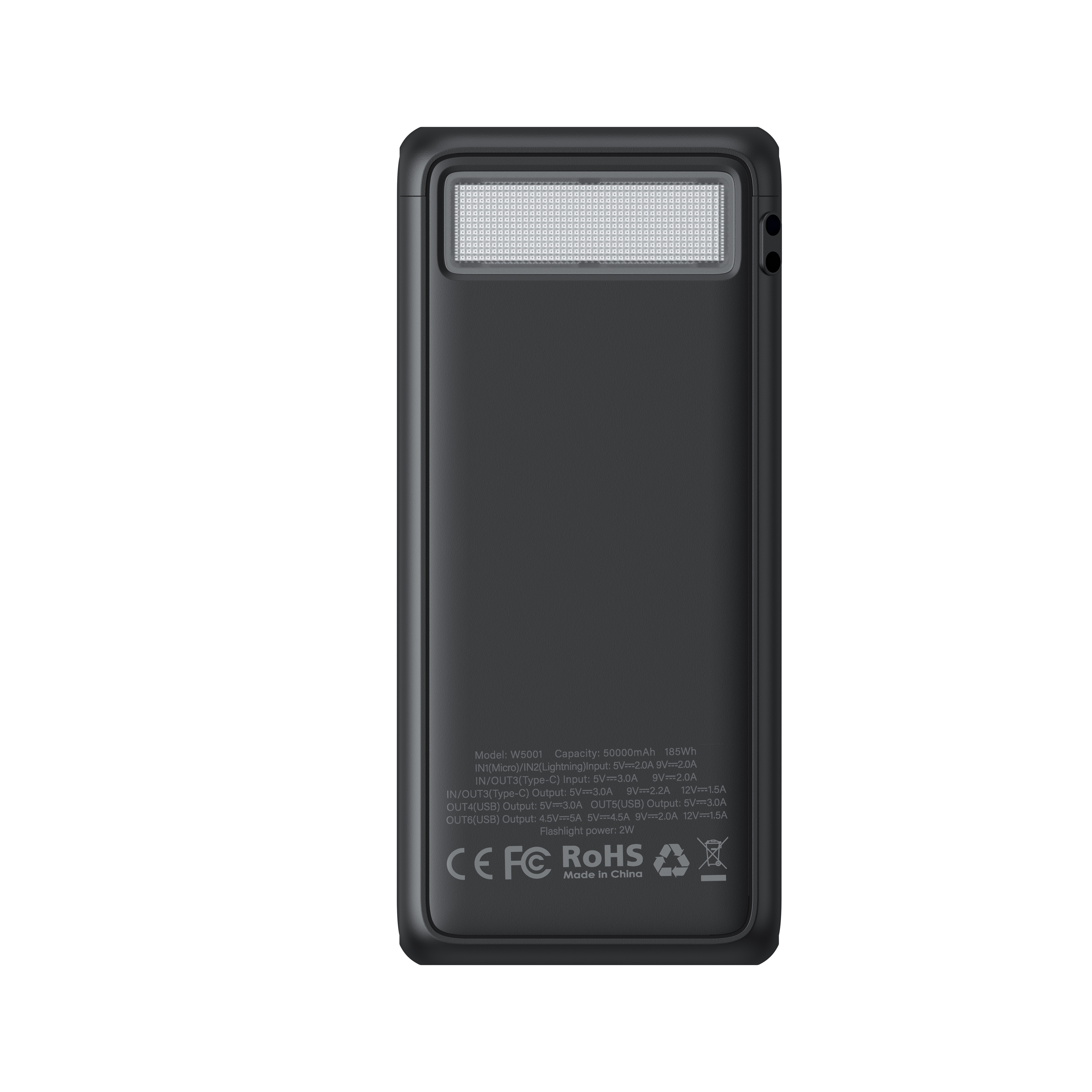 Un power bank nero con una torcia in alto. Ha testo e loghi in basso.