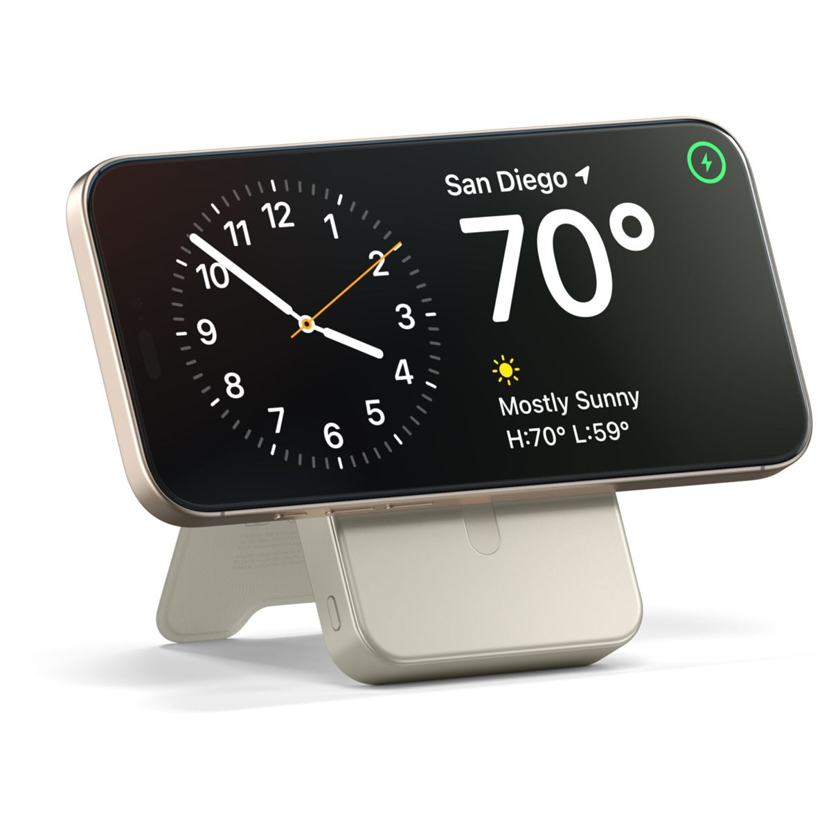 Un telefono che mostra un orologio e informazioni meteo, su un supporto beige. Il meteo mostra 70 gradi a San Diego, soleggiato.