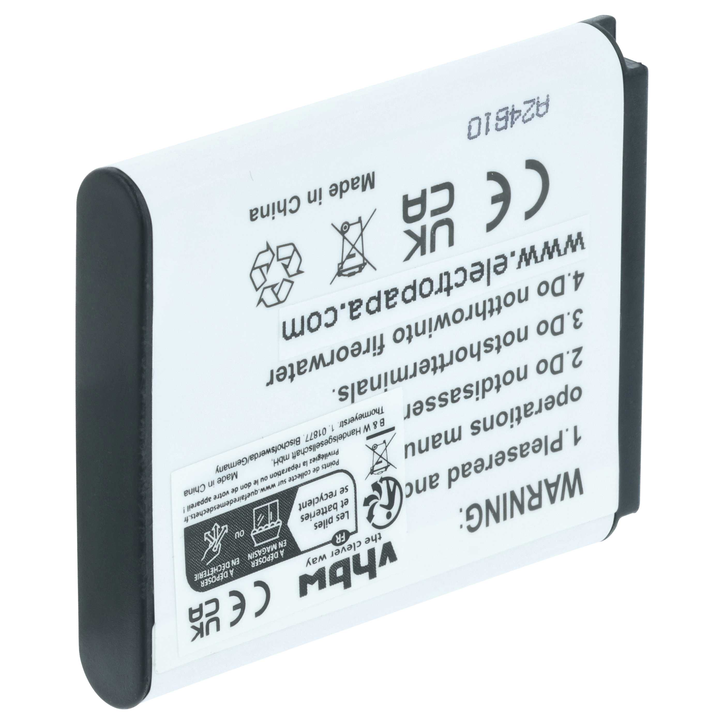 Ein weißer Akku mit schwarzen Kanten. Text enthält Warnhinweise, Recyclingsymbole und Markeninformationen.