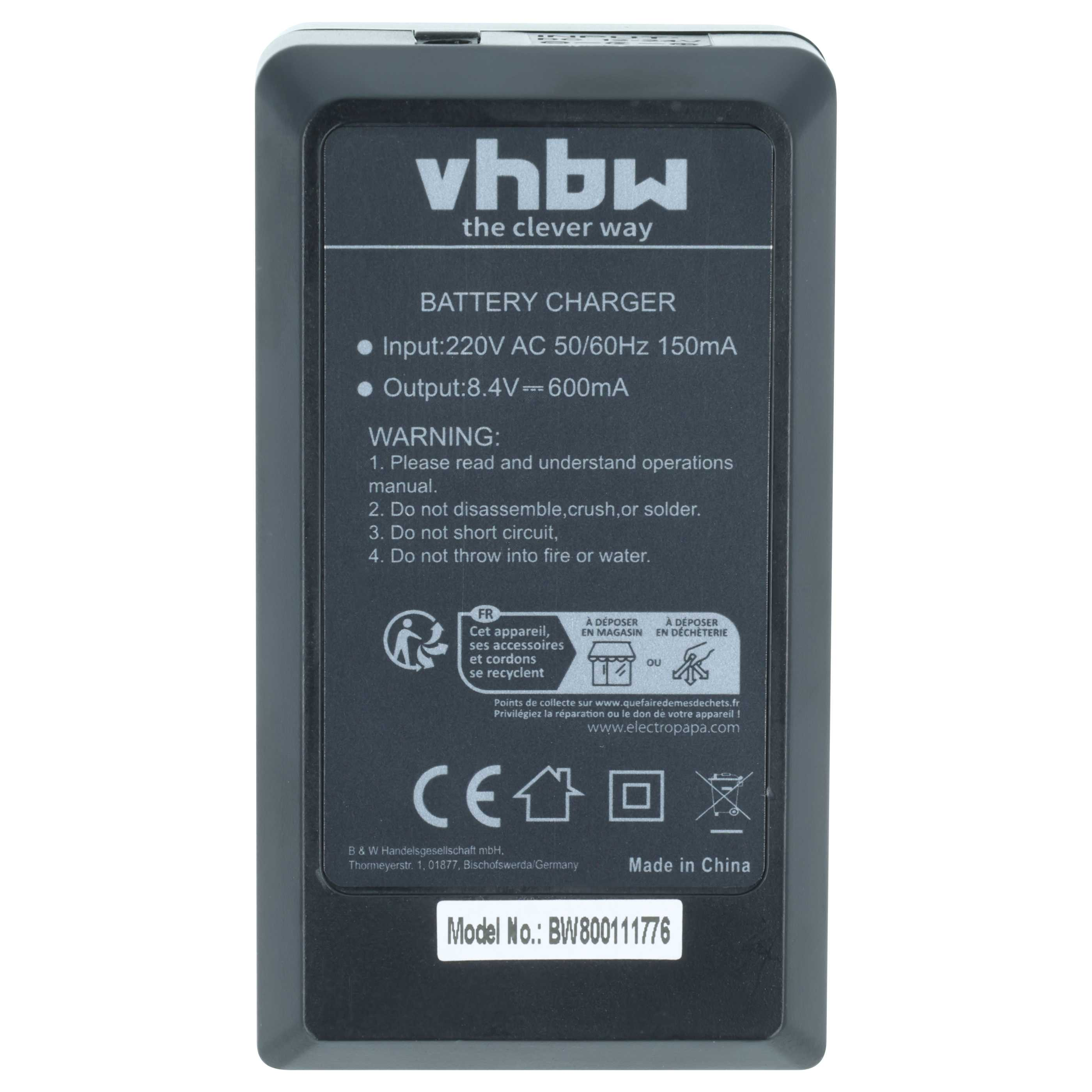 Schwarzes Batterieladegerät mit weißem Text. Es hat Warnhinweise und Recyclingsymbole. Modellnummer ist BW800111776.