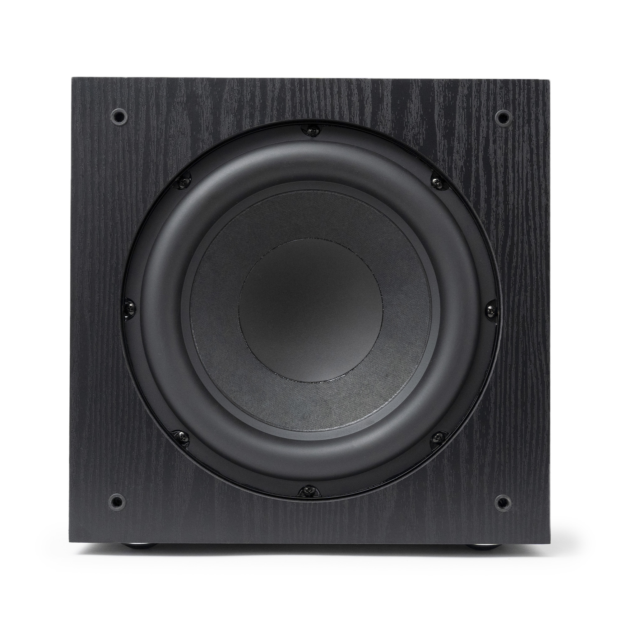 Un subwoofer nero quadrato con un grande altoparlante centrale. La cornice in legno ha venature visibili, su sfondo bianco.