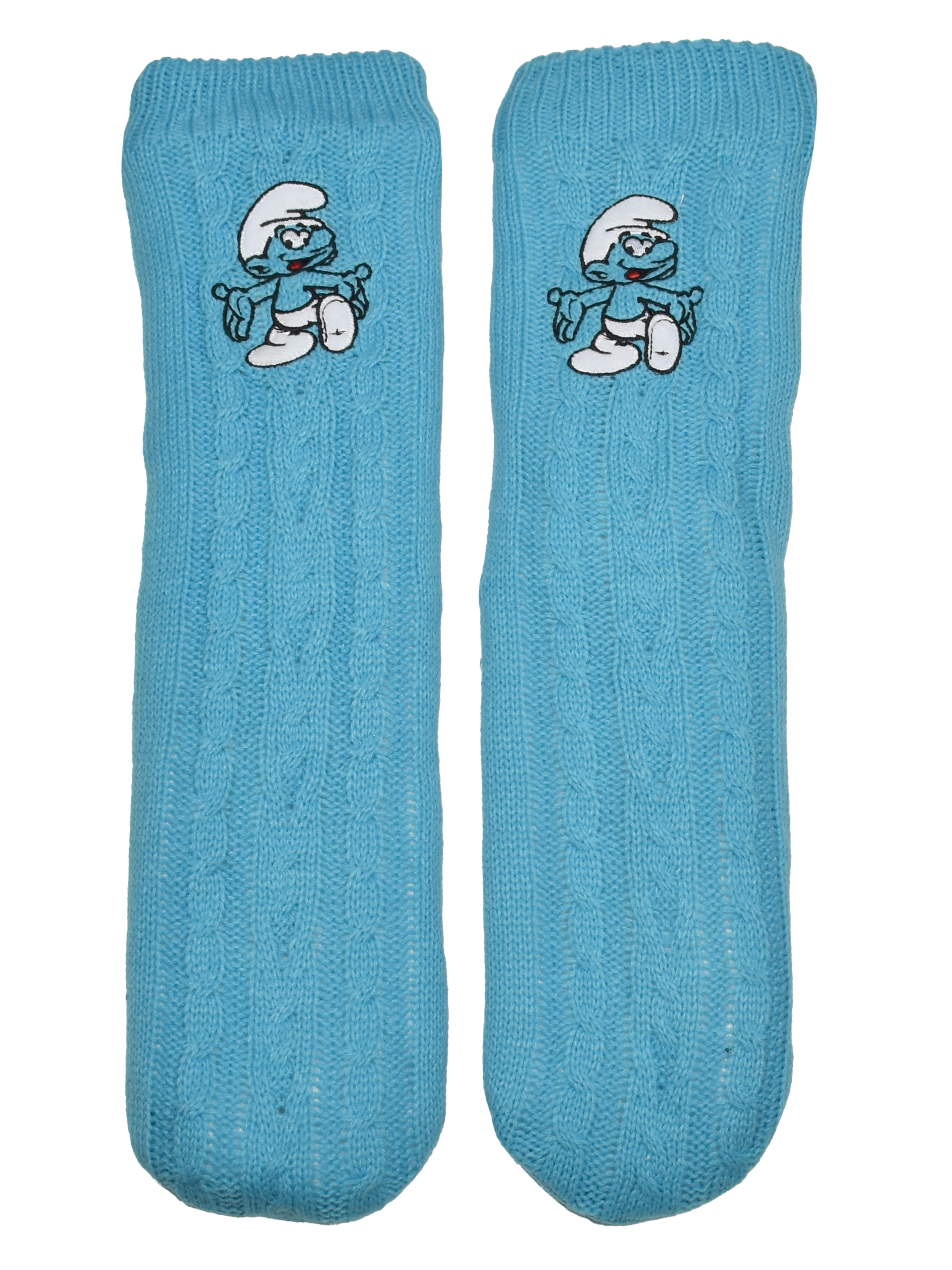 Zwei blaue Stricksocken mit gestickten Schlümpfen. Der Hintergrund ist weiß.