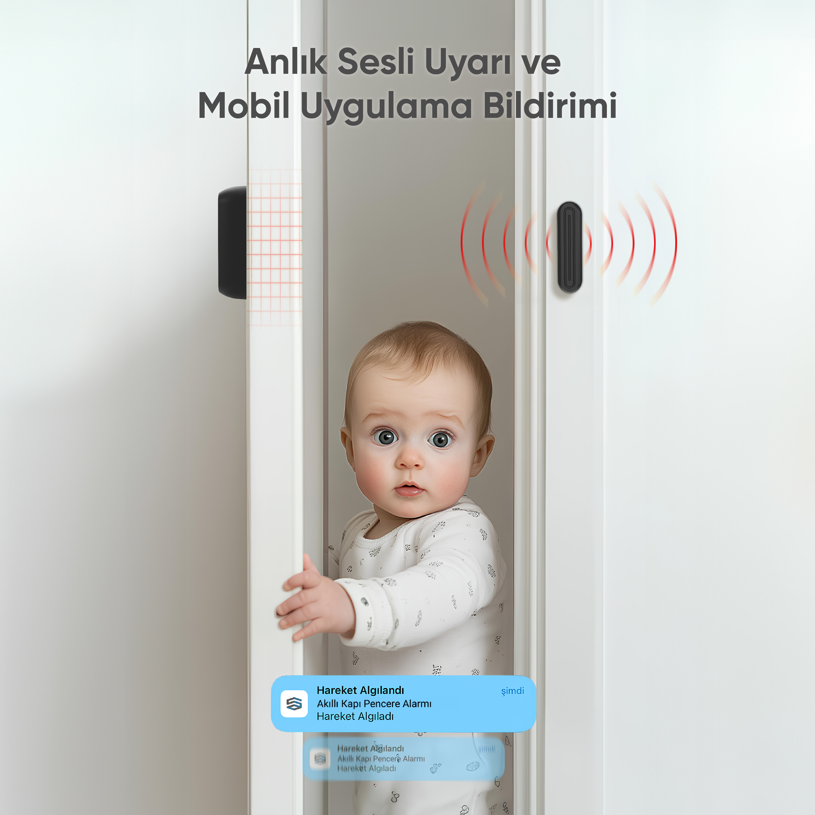 Bir bebek kapıdan dışarı bakıyor. Kapıda güvenlik cihazları var. Üstte metin.