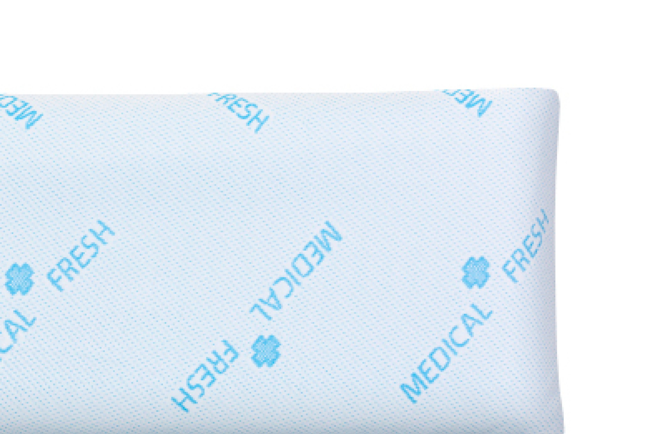 Primer plano de una almohadilla médica azul con el texto 'MEDICAL FRESH' y un símbolo de cruz. Fondo blanco.