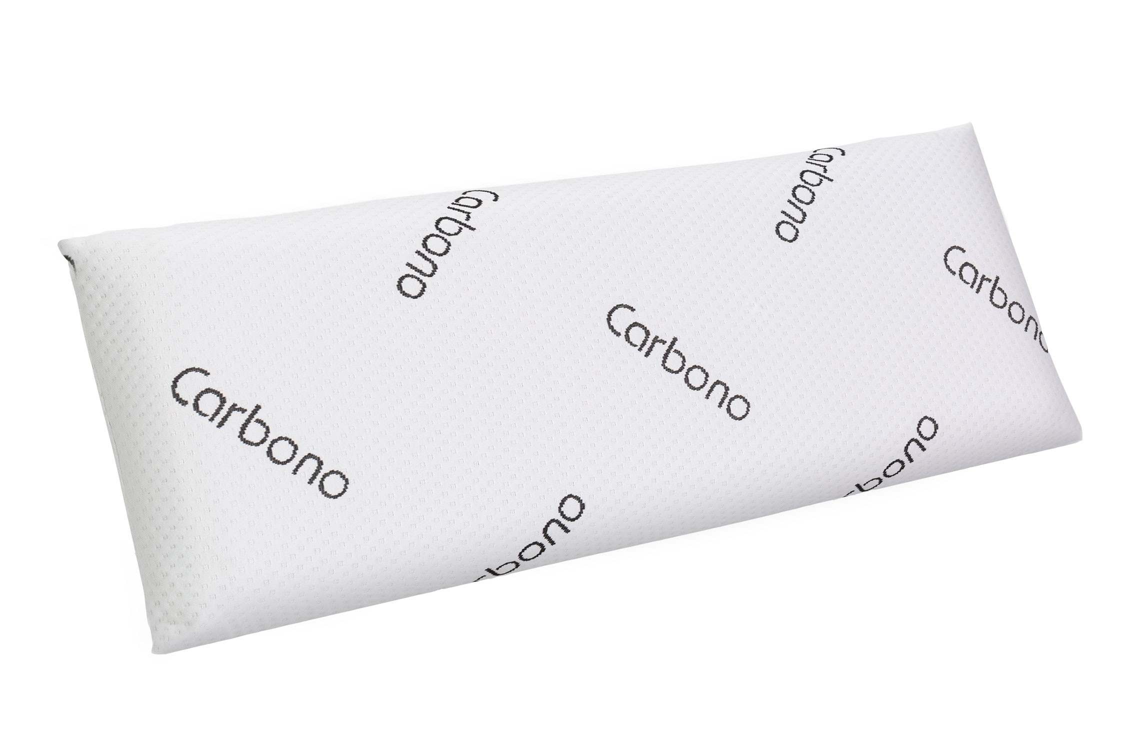 Una almohada rectangular blanca con la palabra 'Carbono' impresa repetidamente en gris oscuro.