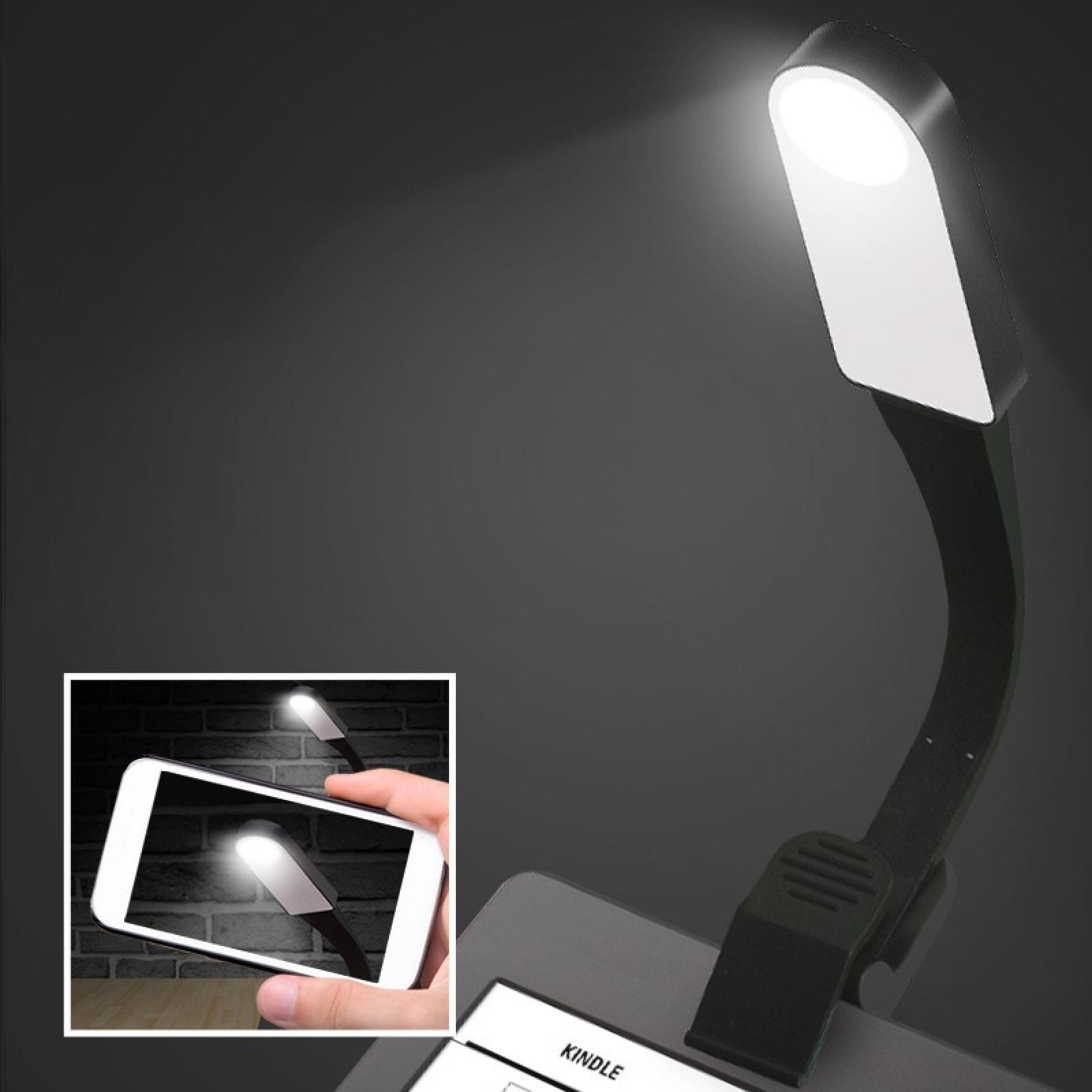 Eine flexible schwarze LED-Leselampe ist an einem Kindle befestigt. Eine Einlage zeigt das Licht, das ein Telefon beleuchtet.