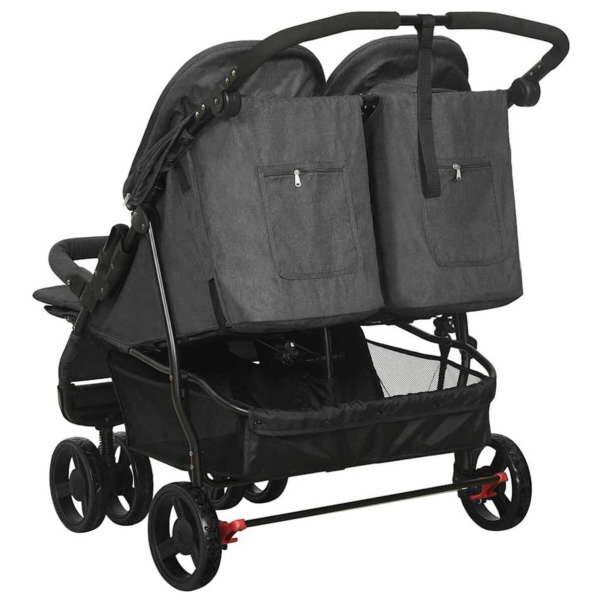 Ein grauer Zwillingskinderwagen mit schwarzem Rahmen und Rädern. Er hat zwei Sitze, Aufbewahrungskörbe und einen Griff oben.